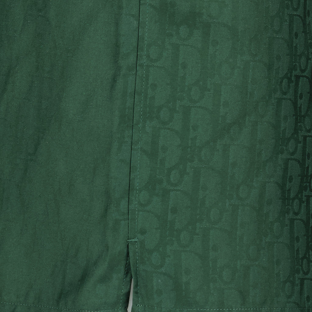 Image de l'article Short Dior Oblique vert en soie de la marque Dior pour Homme - Saison Printemps-Été 2026 - Vue détaillée_2