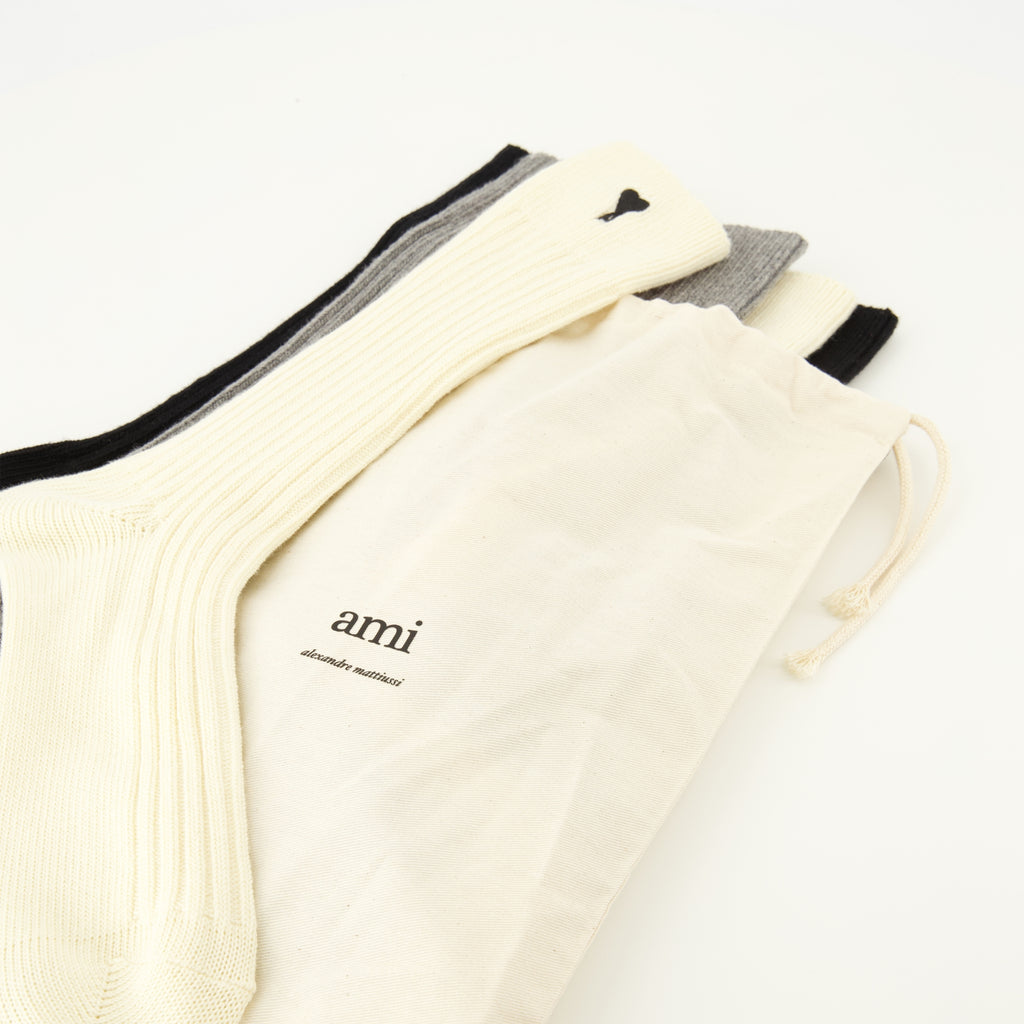 Image de l'article Lot de chaussettes Ami de Coeur de la marque Ami PARIS pour Unisex - Saison Automne-Hiver 2025 - Vue détaillée_2