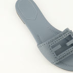 Chaussures ouvertes Mules Baguette in Pelle Blu Fendi Bleu Femme
