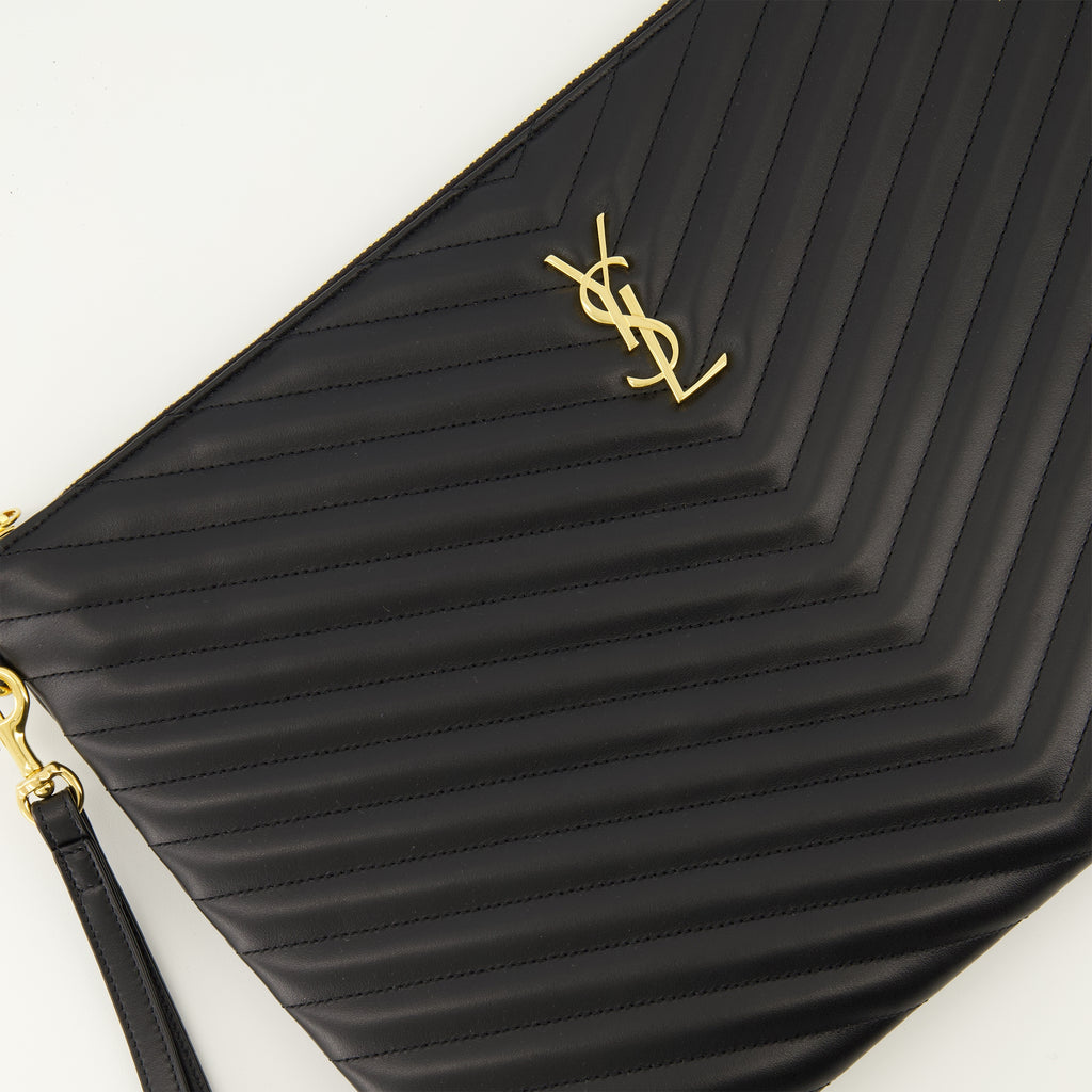 Image de l'article Pochette Cassandre large de la marque Saint Laurent pour Femme - Saison Automne-Hiver 2025 - Vue détaillée_2