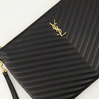Imagen de la cartera grande Cassandre de la marca Saint Laurent para Mujer - Temporada Otoño-Invierno 2025 - Vista Detallada 2