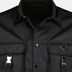Image de l'article Surchemise en Re-Nylon noir de la marque Prada pour Homme - Saison Printemps-Été 2026 - Vue détaillée_1