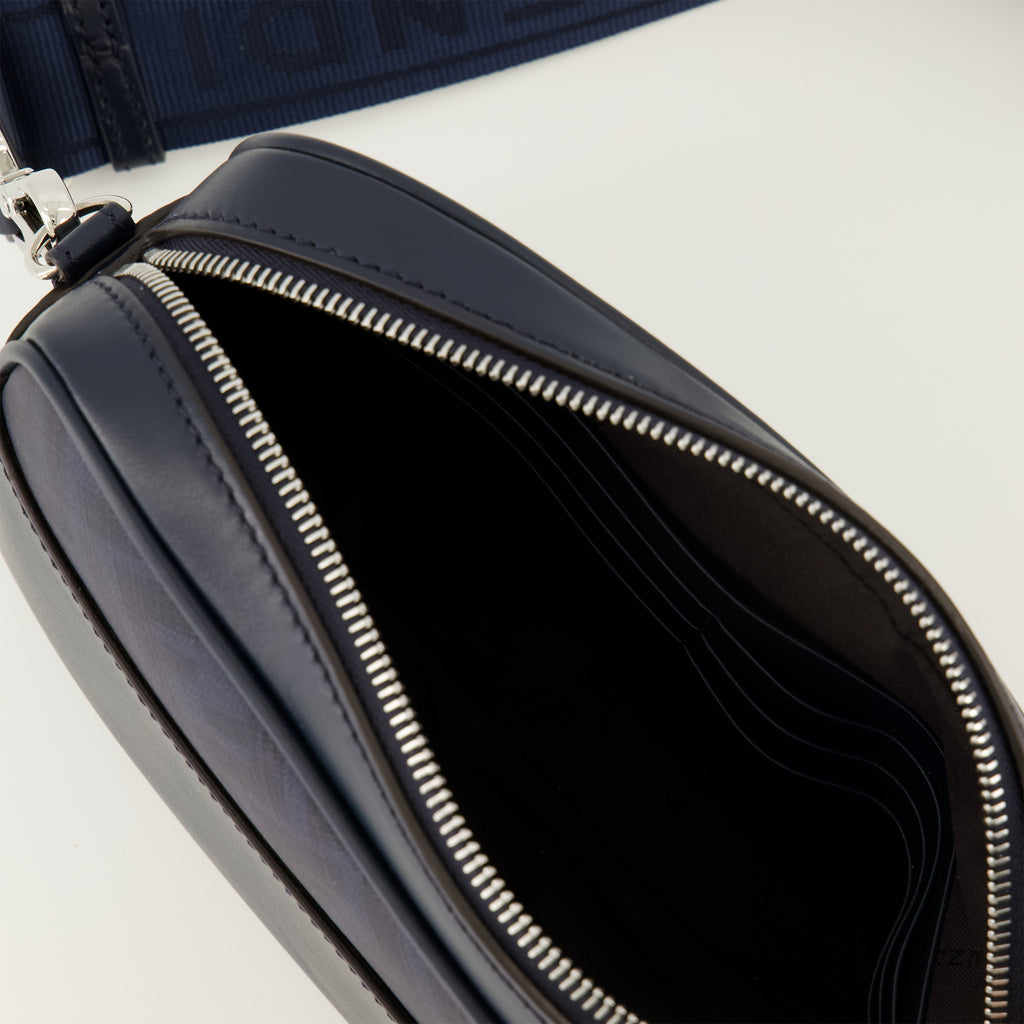 Image de l'article Sac Camera Squared FF bleu marine de la marque Fendi pour Homme - Saison Printemps-Été 2026 - Vue détaillée_3