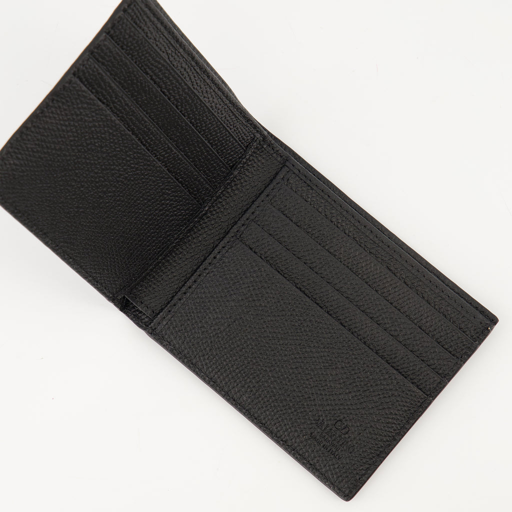 Image of the Vlogo cardholder from the Valentino Garavani brand for Men - Autumn-Winter 2025 Collection - Detailed View_2