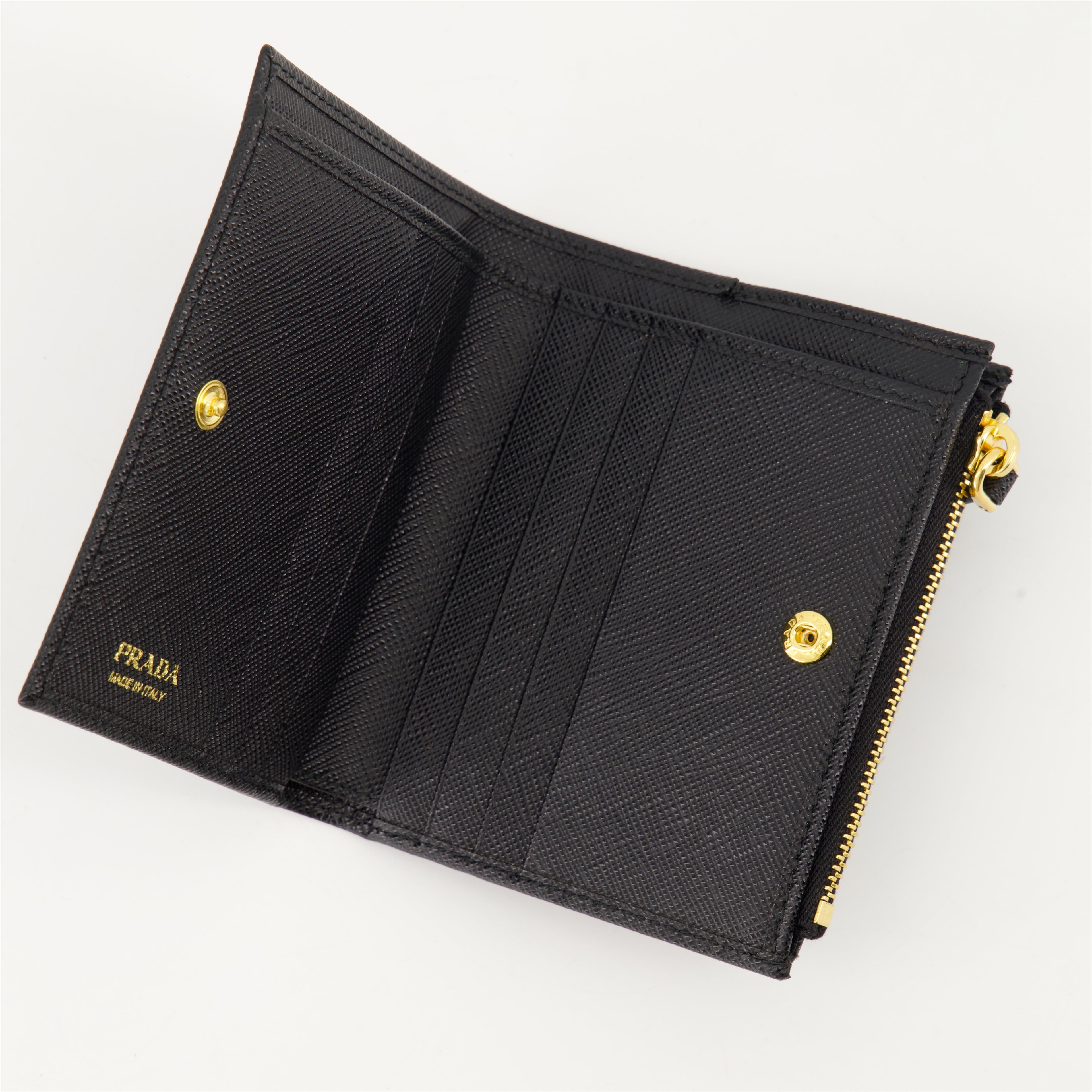 Small leather goods Portefeuille Saffiano Prada Black Femme
