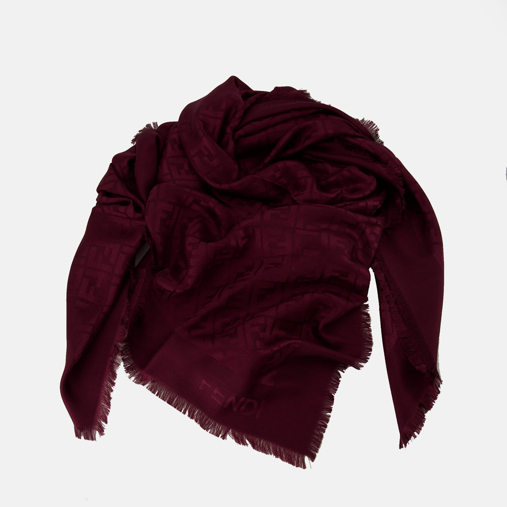 Imagem do lenço FF bordô da marca Fendi para mulheres - Temporada Primavera-Verão 2026 - Vista Detalhada 2