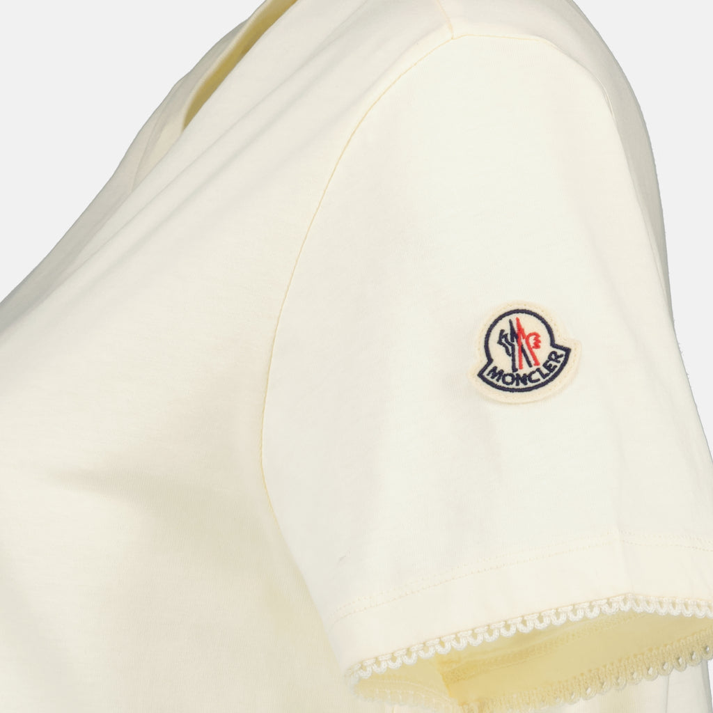 Imagen de la camiseta blanca con logo de la marca Moncler para Mujer - Temporada Primavera-Verano 2026 - Vista Detallada 1