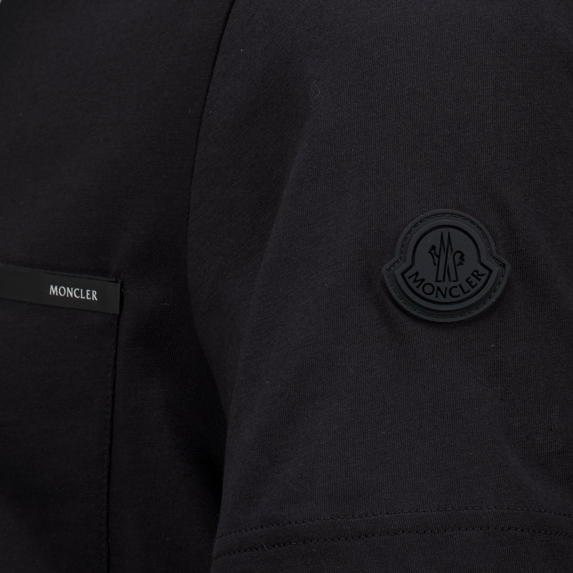 T-shirts T-shirt avec poche poitrine noir Moncler Noir Homme