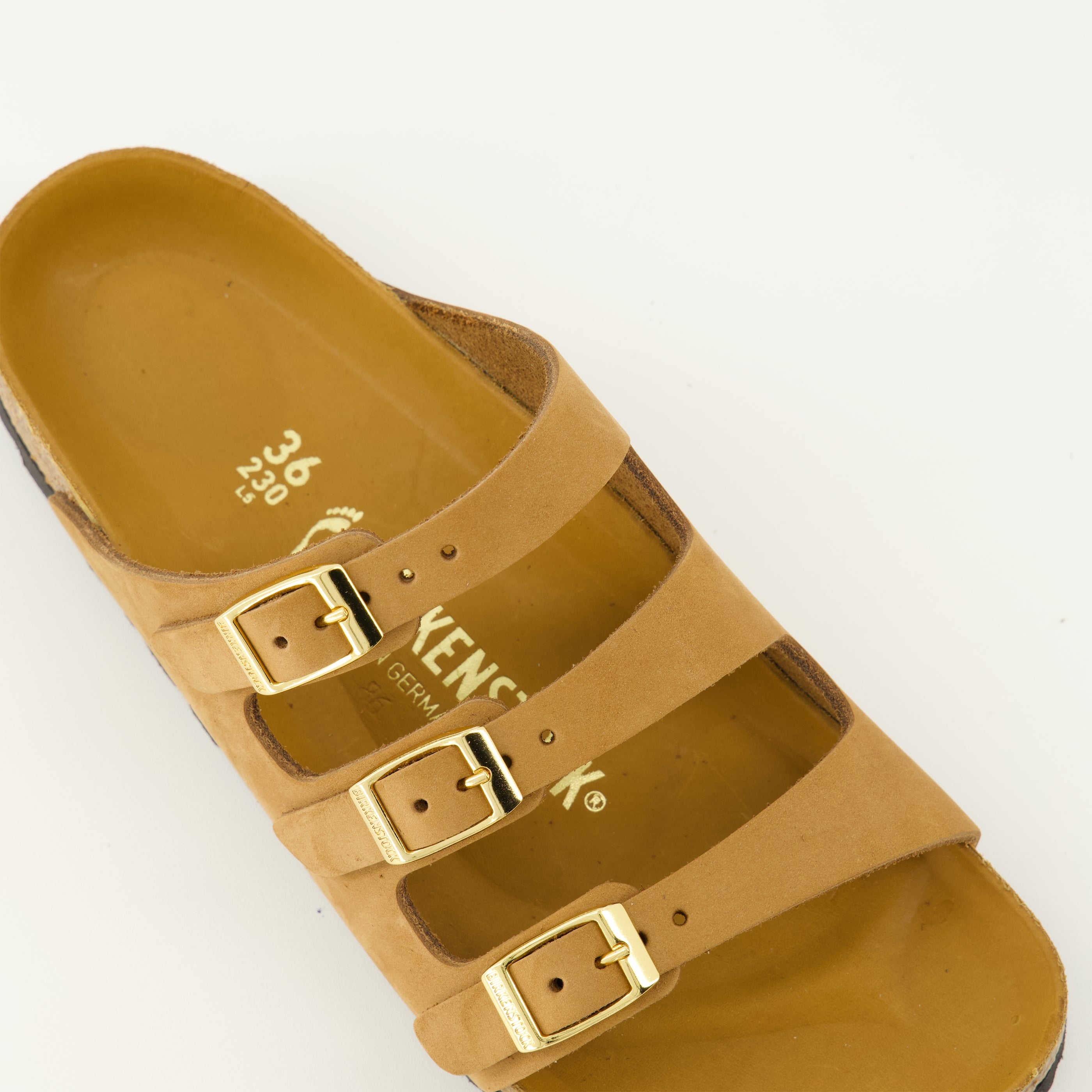 Image de l'article Sandales Florida marron en cuir nubuck de la marque Birkenstock pour Femme - Saison Printemps-Été 2026 - Vue détaillée de haut