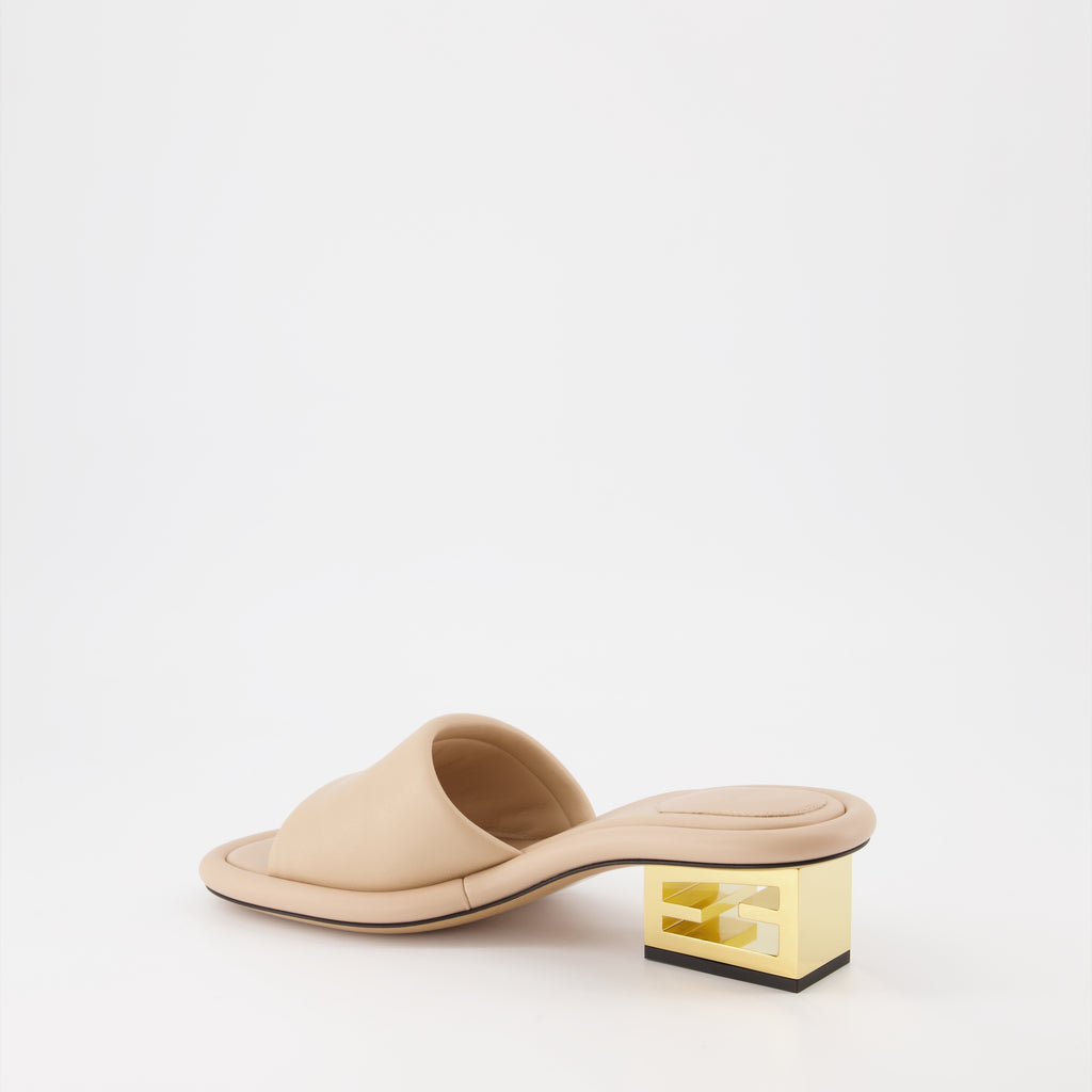 Chaussures ouvertes Sandales à talons en cuir Fendi Beige Femme