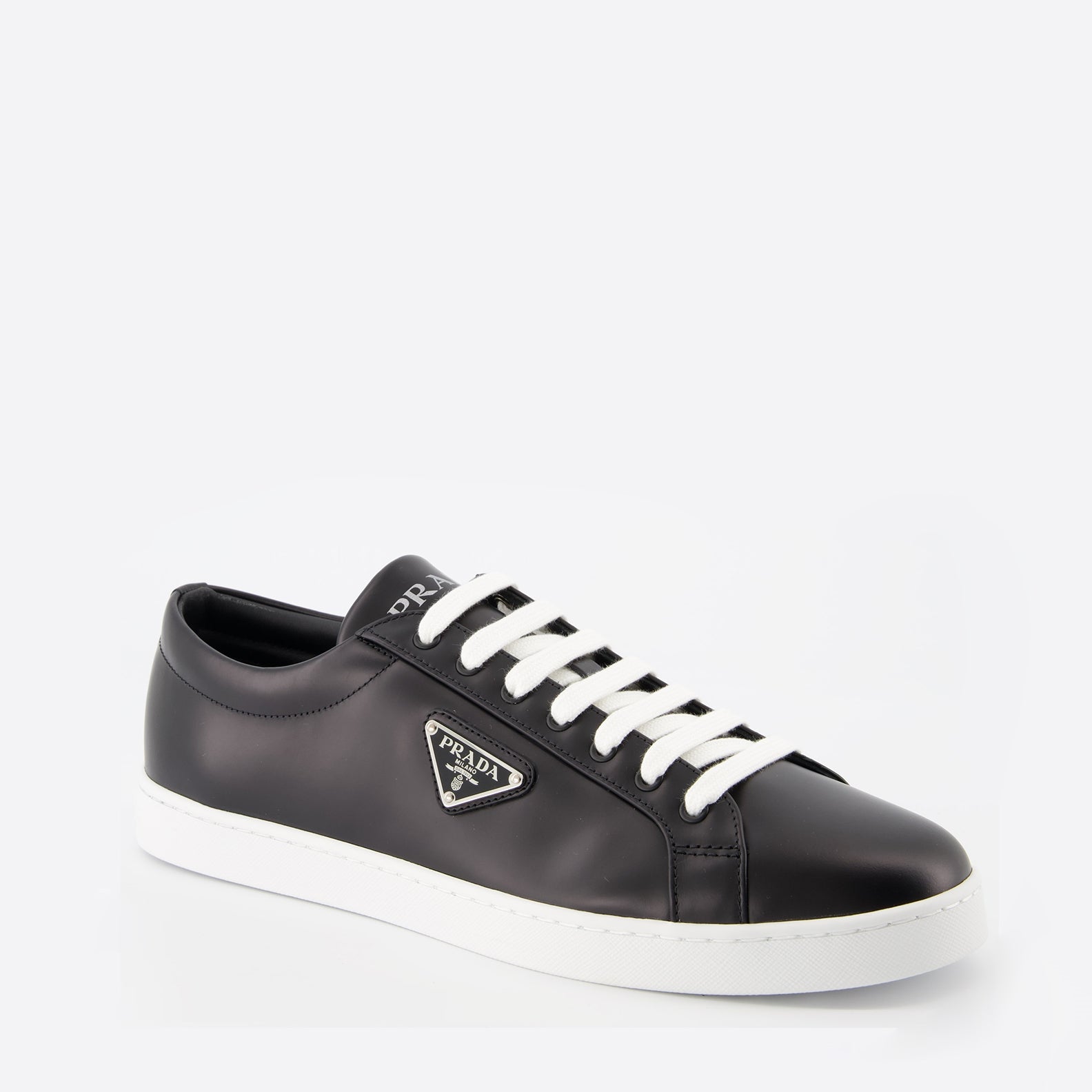 Baskets Baskets en cuir brossé Prada Noir Homme