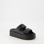 Sapatos abertos Mules de Couro Matelassé Prada Preto Femme