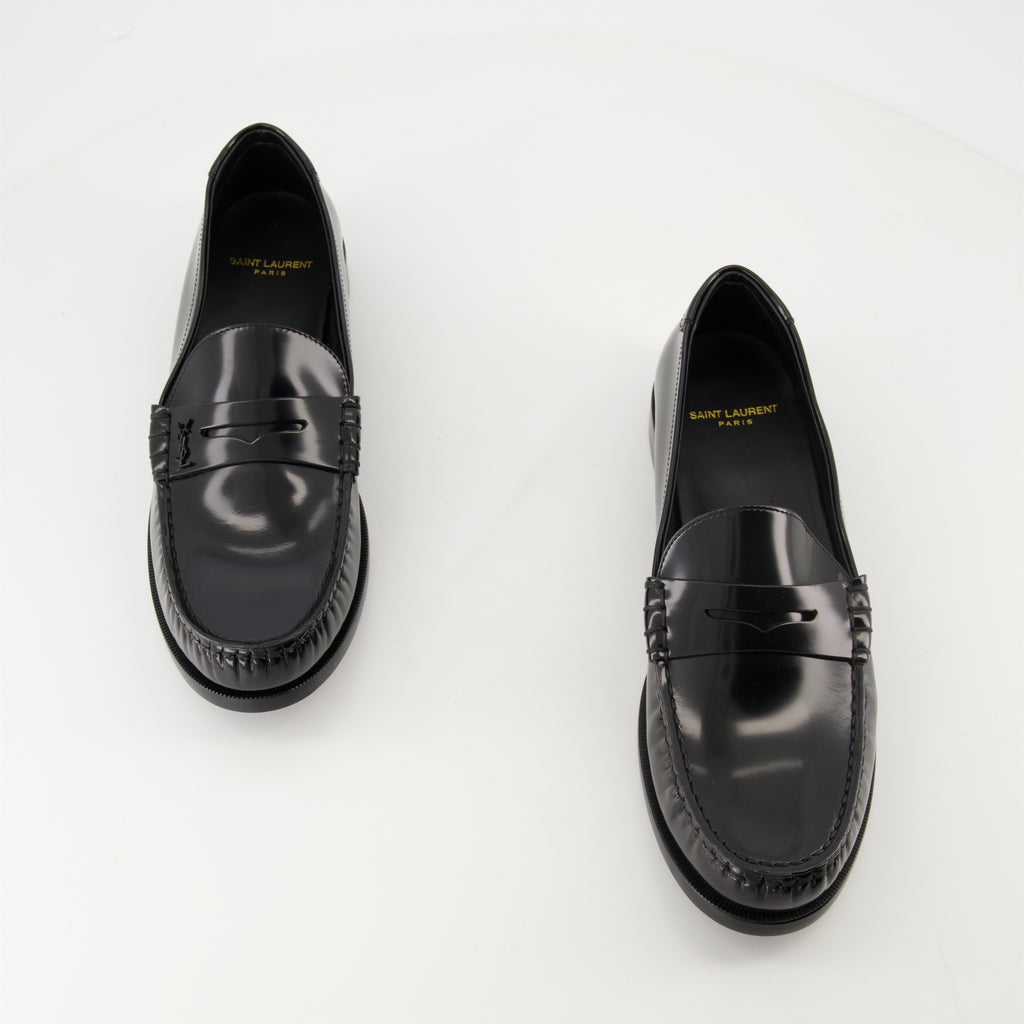 Mocassins Mocassins en cuir verni Saint Laurent Noir Homme