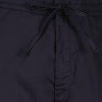 Immagine dello short Phill blu in lyocell da uomo del marchio Officine Générale - Stagione Primavera-Estate 2026 - Vista dettagliata_1