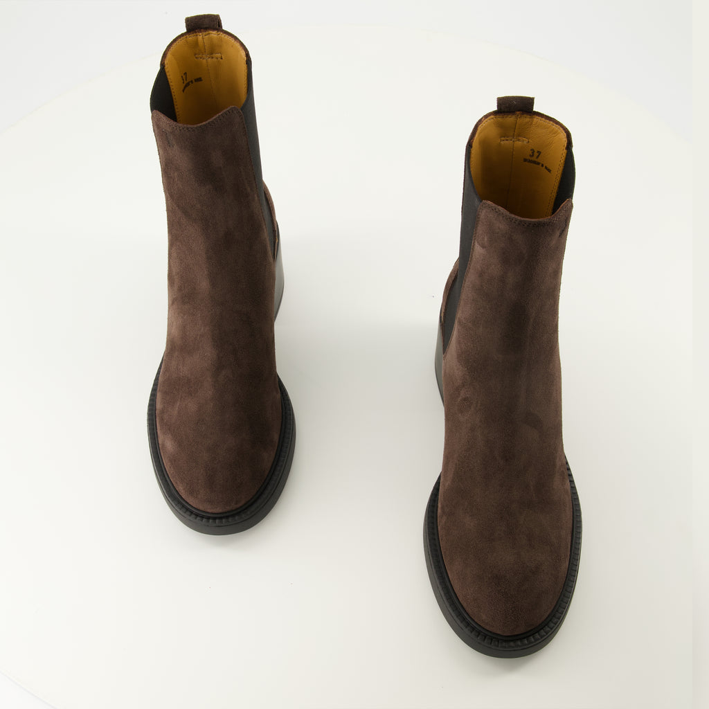 Image of the Tod's Women's Suede Ankle Boots - Autumn-Winter 2025 - Top View of Pair of Shoes
