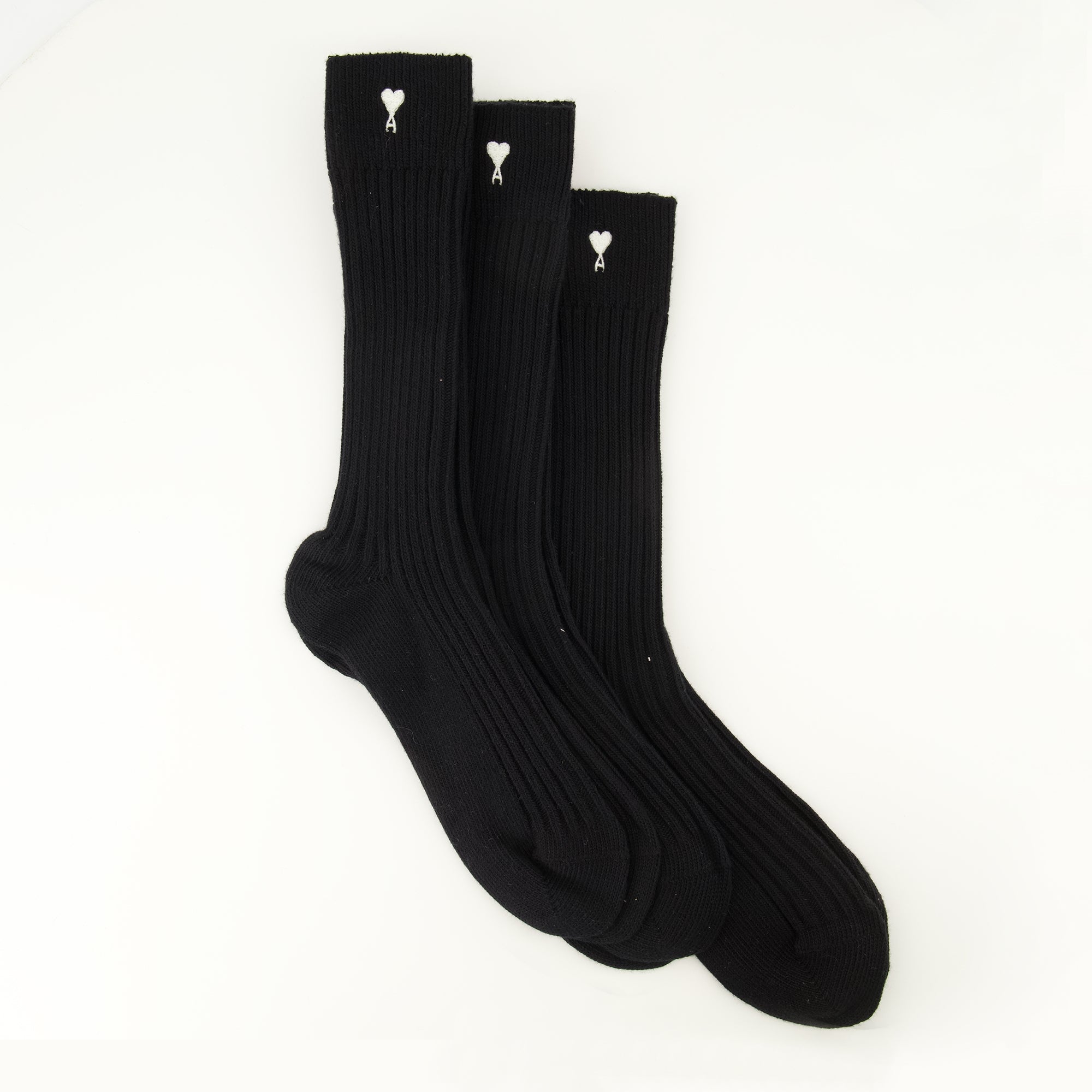Image de l'article Lot de trois chaussettes AMI de coeur noir de la marque Ami PARIS pour Unisex - Saison Printemps-Été 2026 - Vue de Face