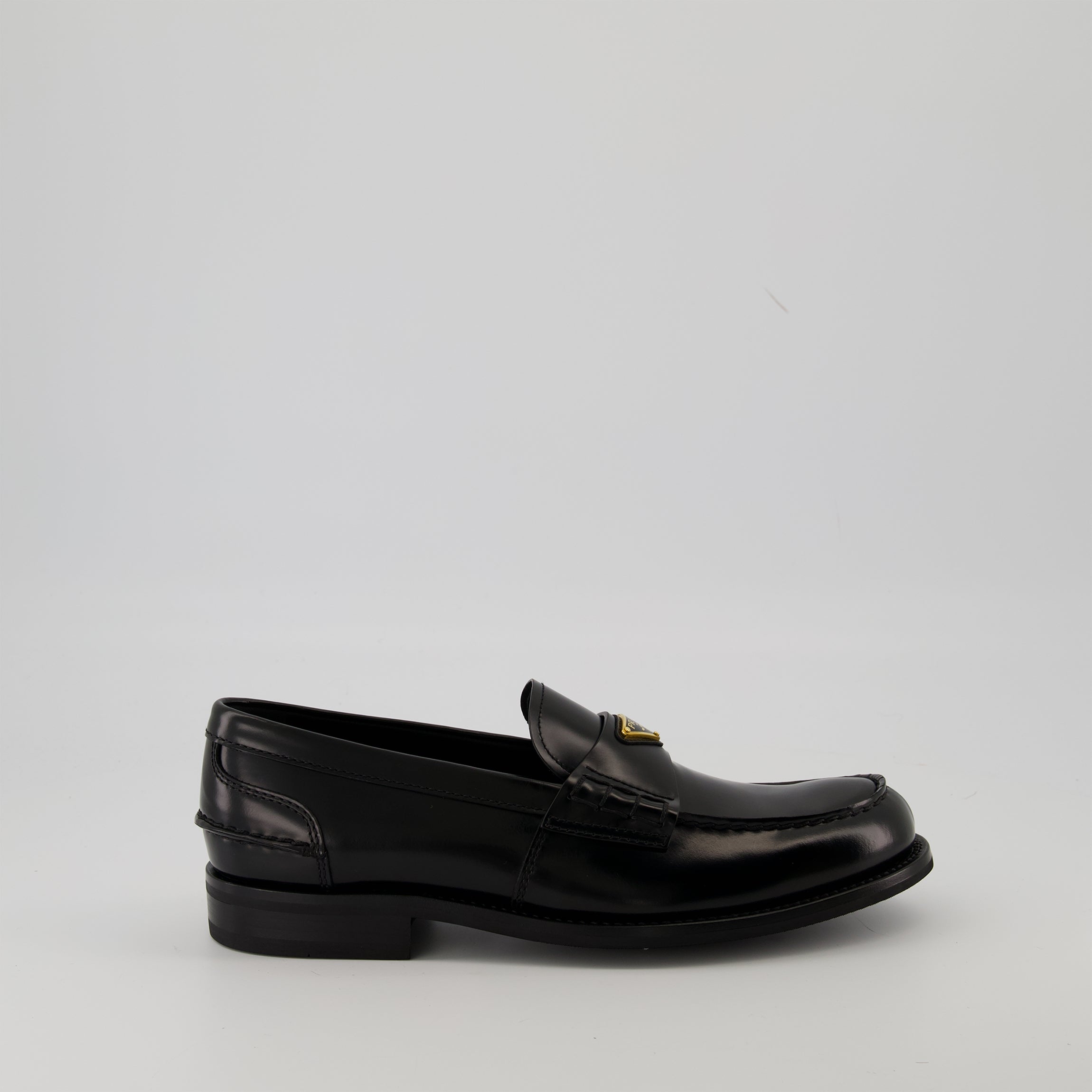 Mocassins Mocassins en cuir brossé Prada Noir Homme