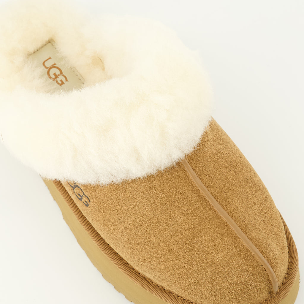 Image of the Ugg brand brown Slide Mules for Women - Spring-Summer 2026 - Detailed top view
