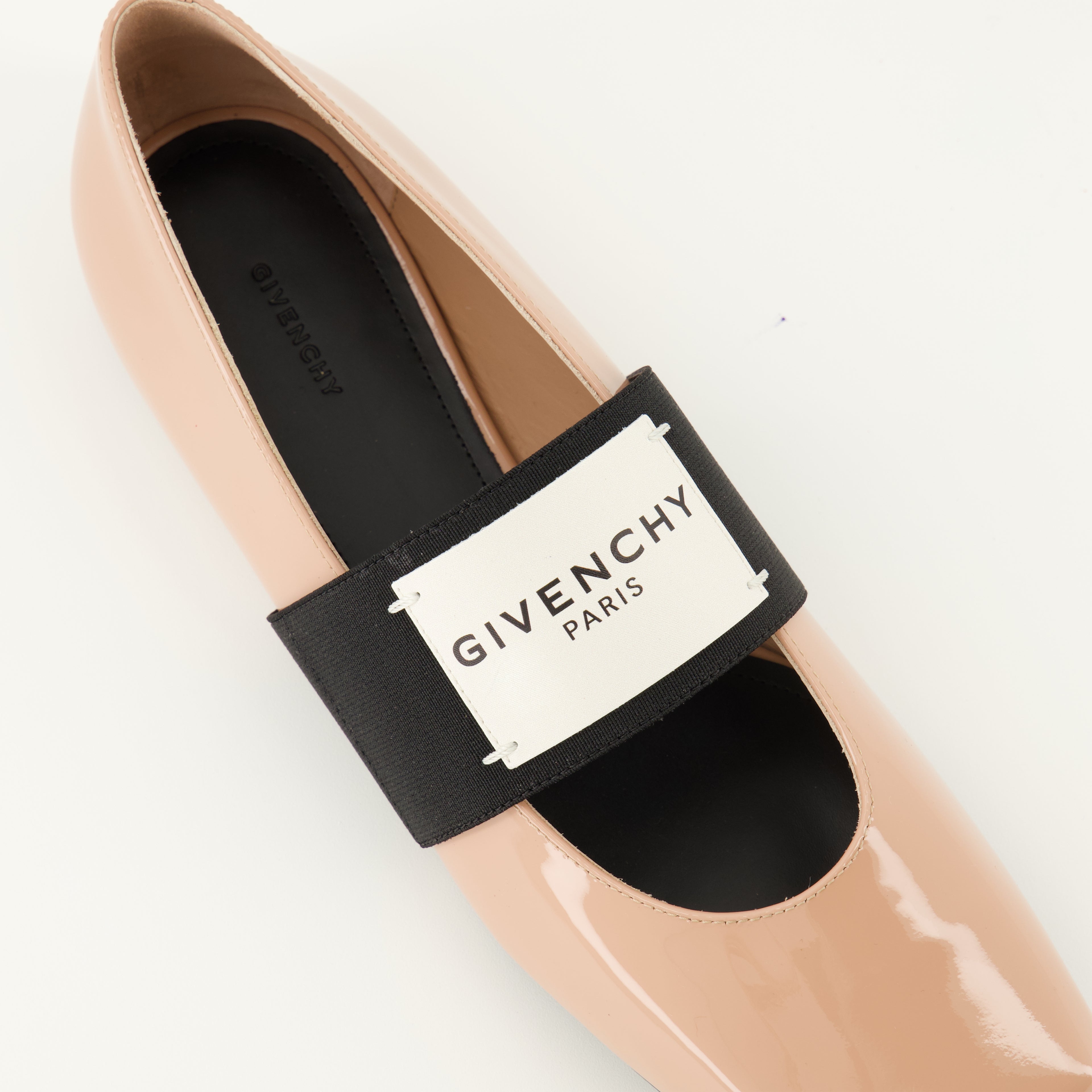 Image de l'article Ballerines Sliced Square de la marque Givenchy pour Femme - Saison Automne-Hiver 2025 - Vue détaillée de haut