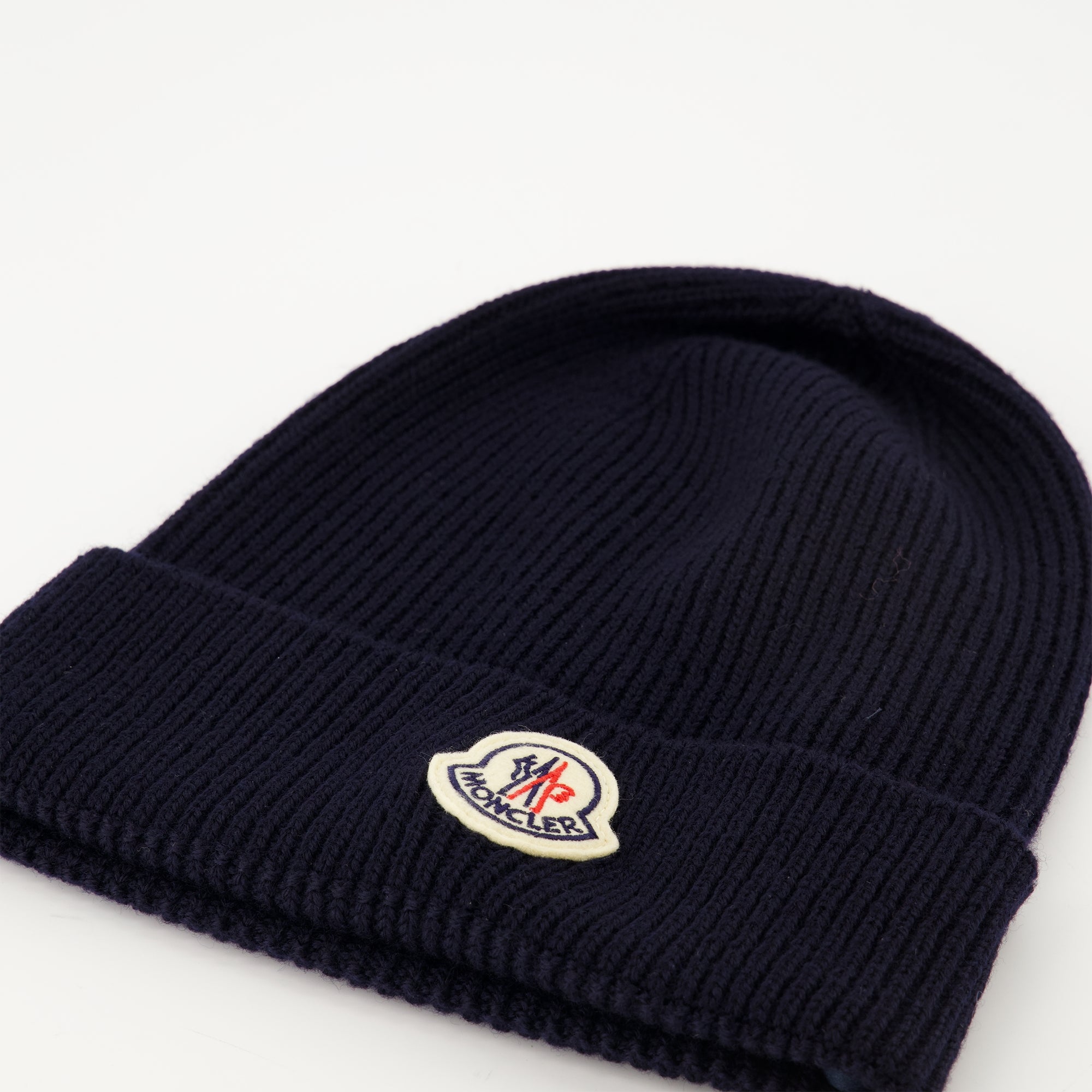 Image of the Moncler Men's Wool Beanie - Fall-Winter 2025 - Detailed View_2