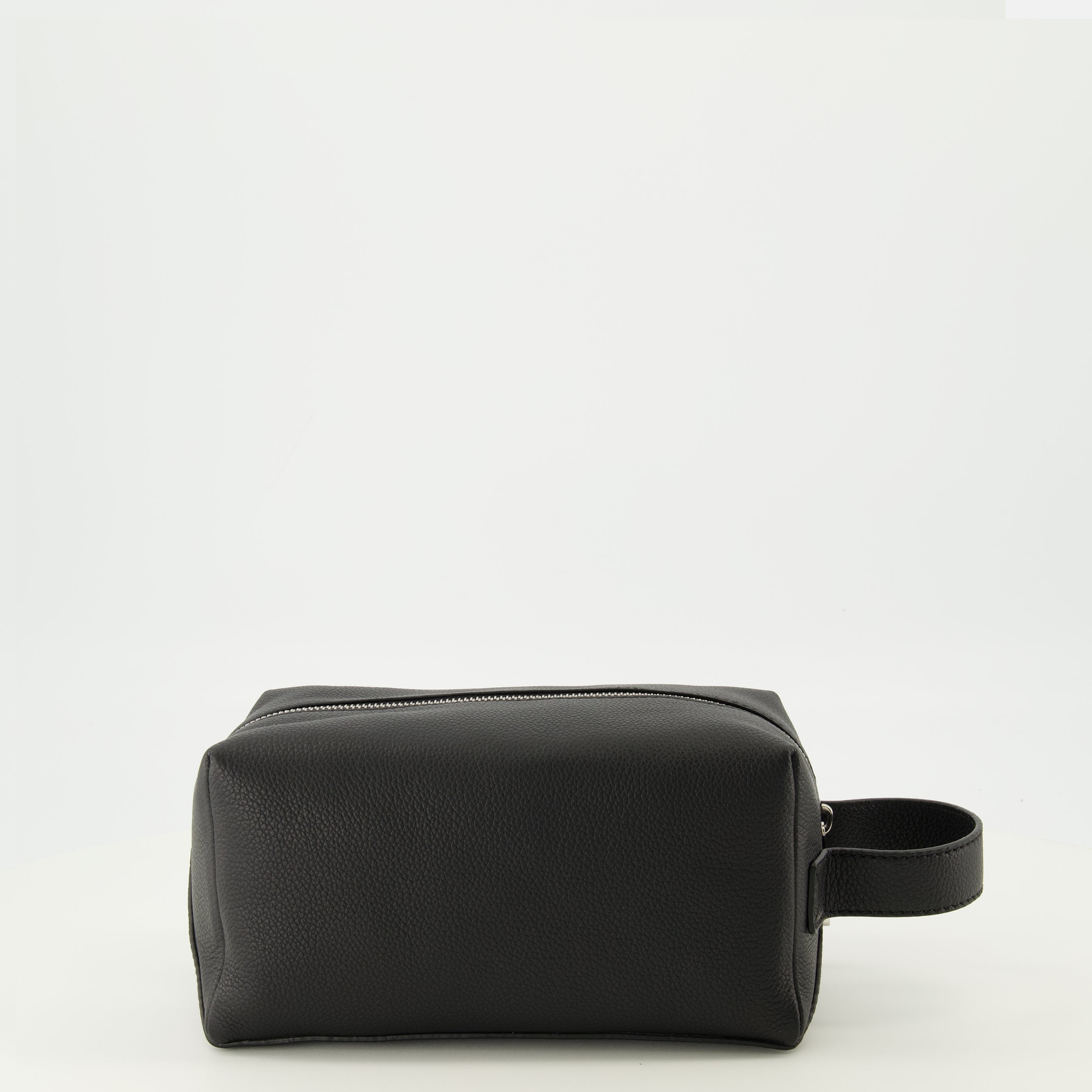 Imagem da clutch de couro preto Fendi Lui da marca Fendi para Mulheres - Coleção Primavera-Verão 2026 - Vista Traseira