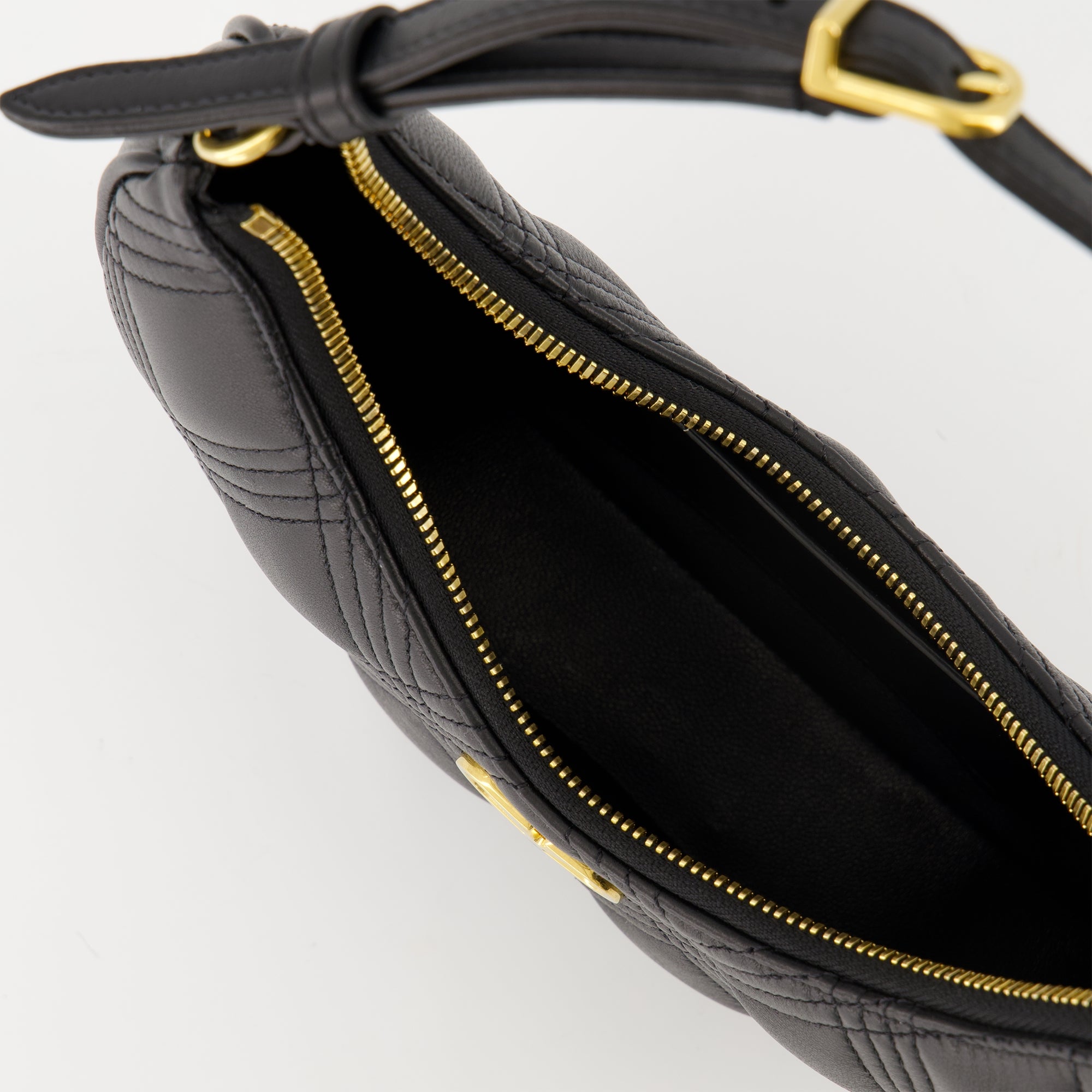 Sacs à main et épaule Mini sac Hobo Quiltie 67 Valentino Garavani Noir Femme