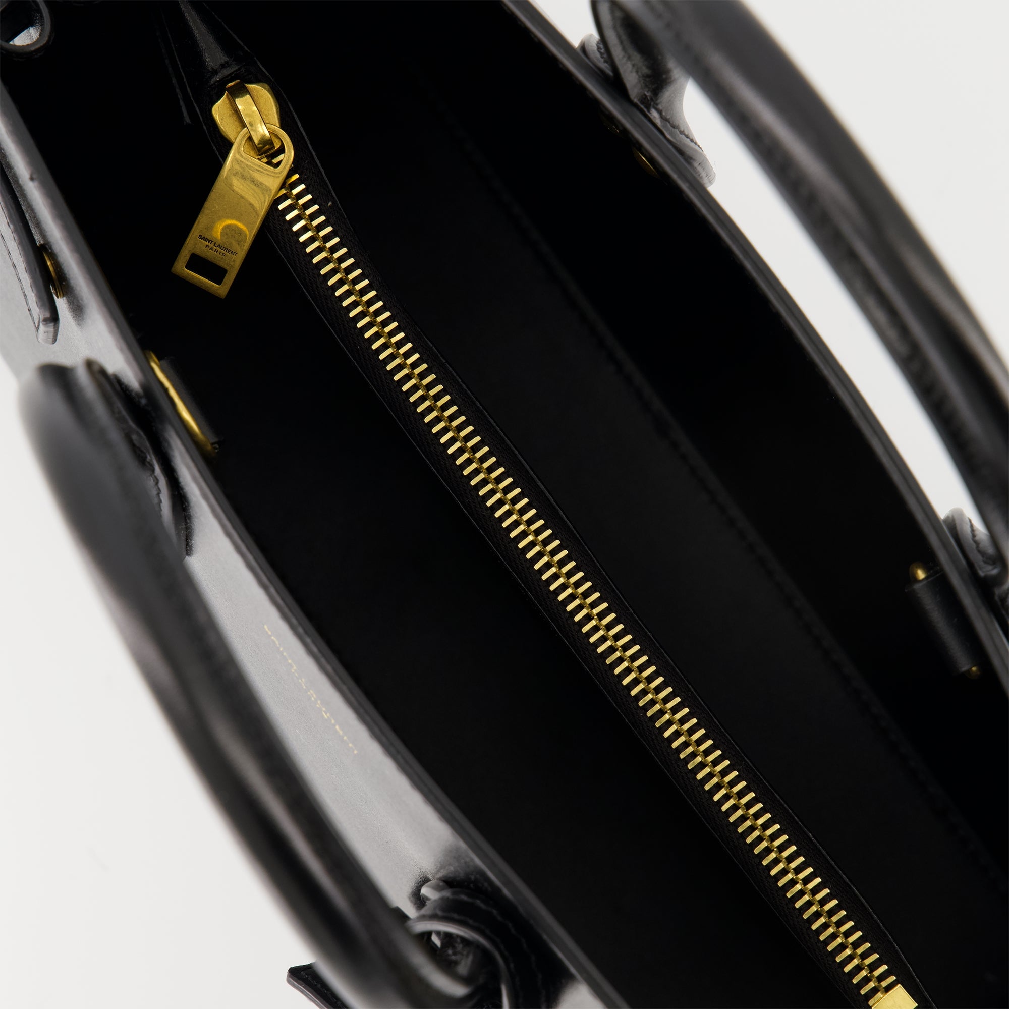 Sacs à main et épaule Sac de jour baby Saint Laurent Noir Femme