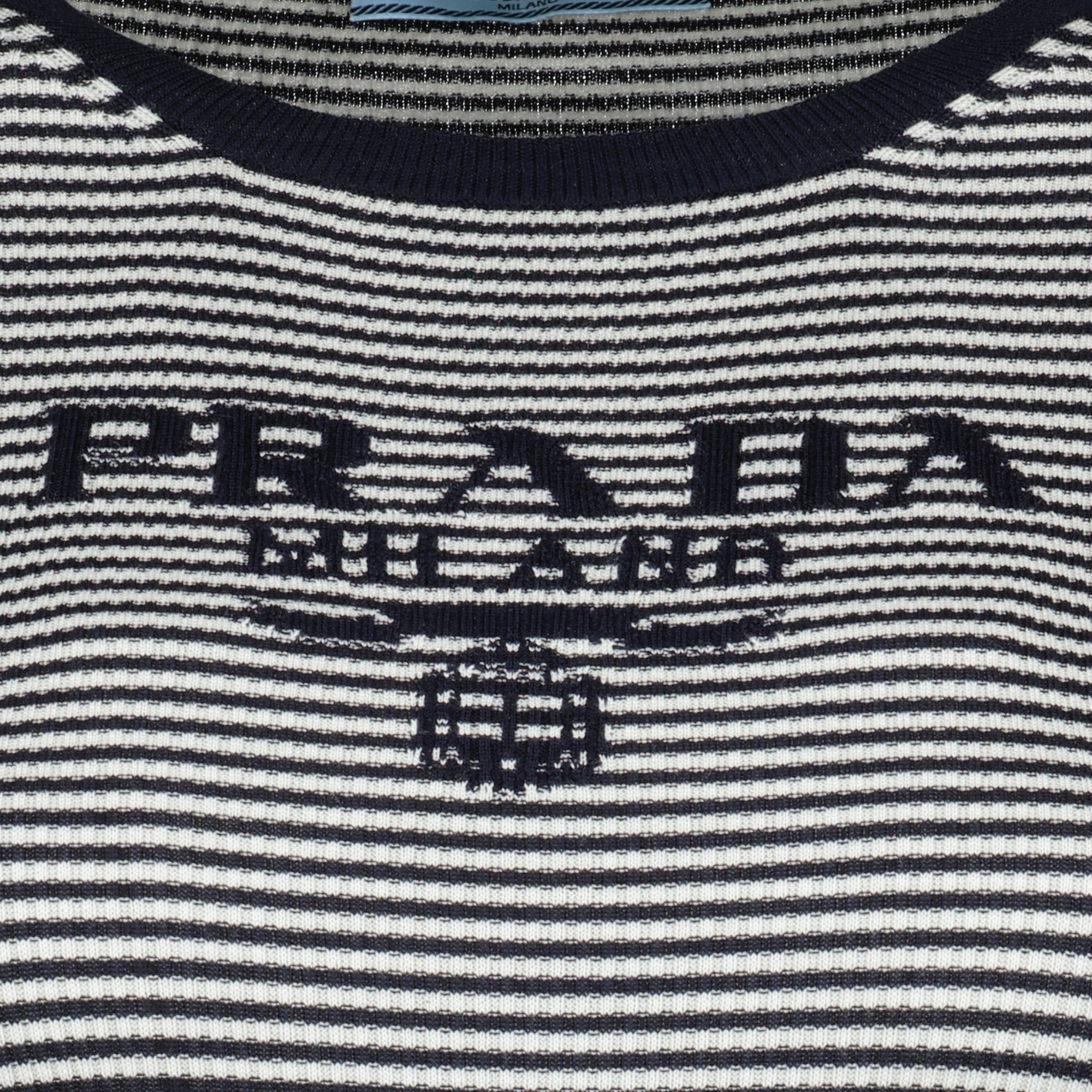 Image de l'article T-shirt à rayures noir et blanc de la marque Prada pour Femme - Saison Printemps-Été 2026 - Vue détaillée_2
