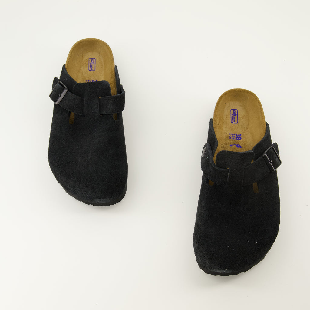 Immagine delle Mules Boston del marchio Birkenstock per Unisex - Stagione Autunno-Inverno 2025 - Vista dall'alto della coppia di scarpe