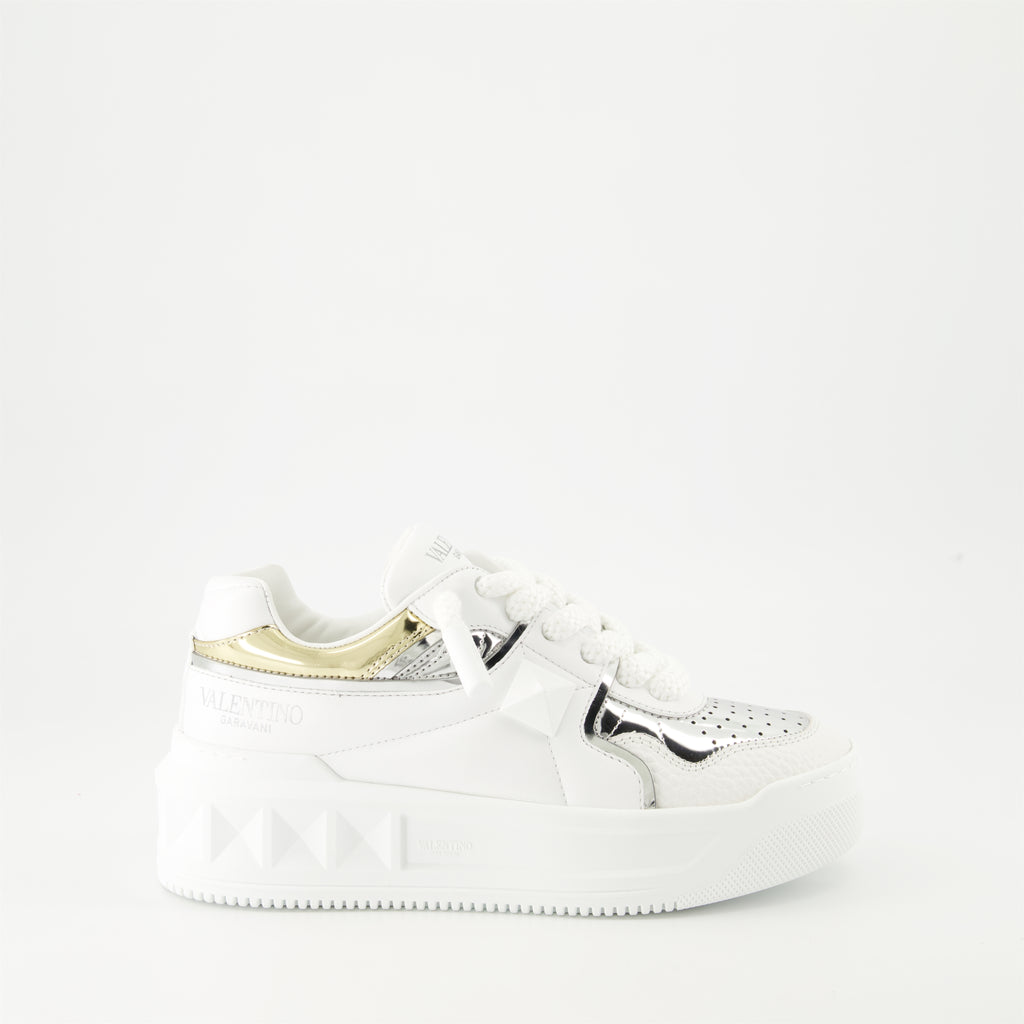 Sneaker Baskets One Stud XL Valentino Garavani Blanco Femme