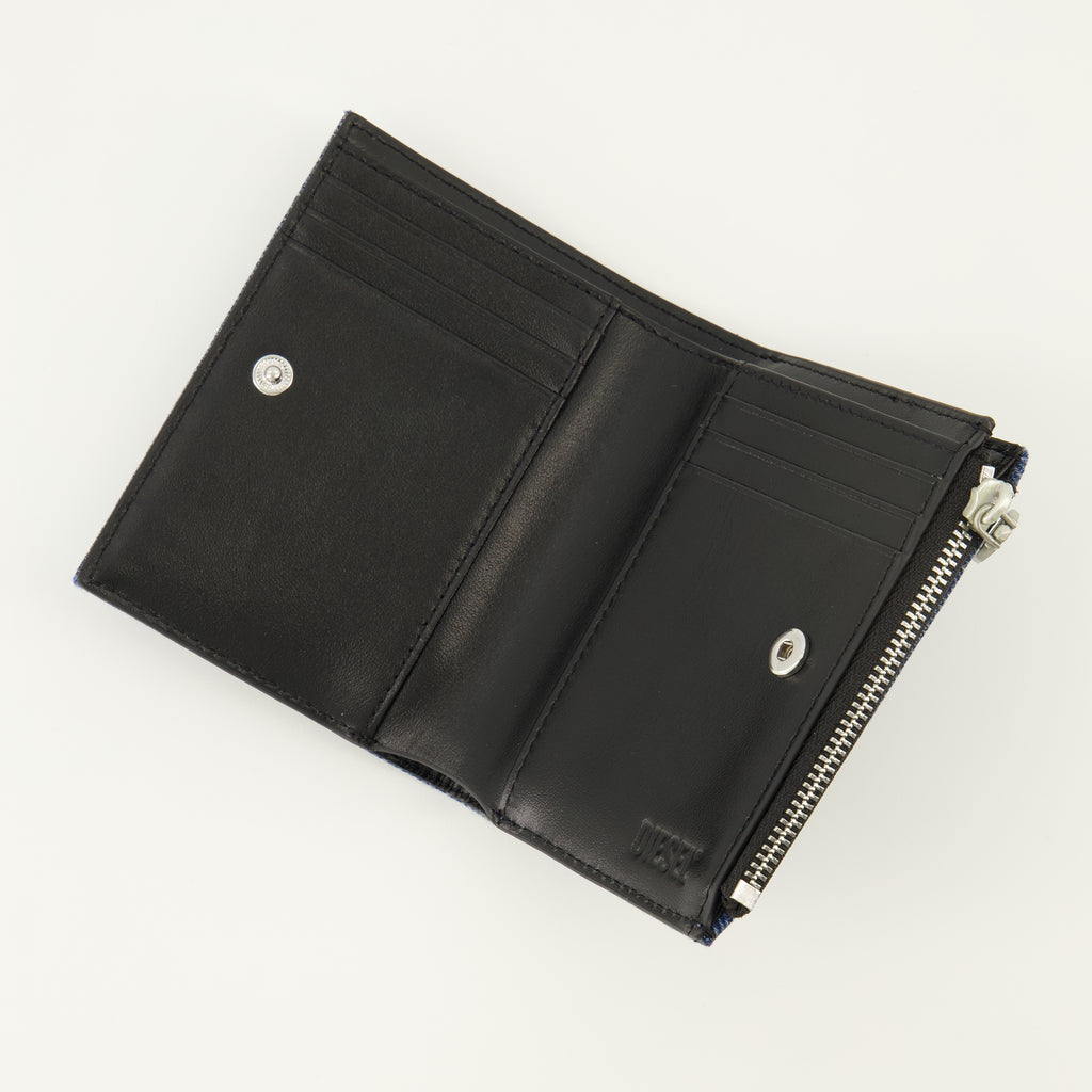 女性用のデニム製1DR財布のディーゼルブランドの画像 - 2026年春夏シーズン - 詳細ビュー_2