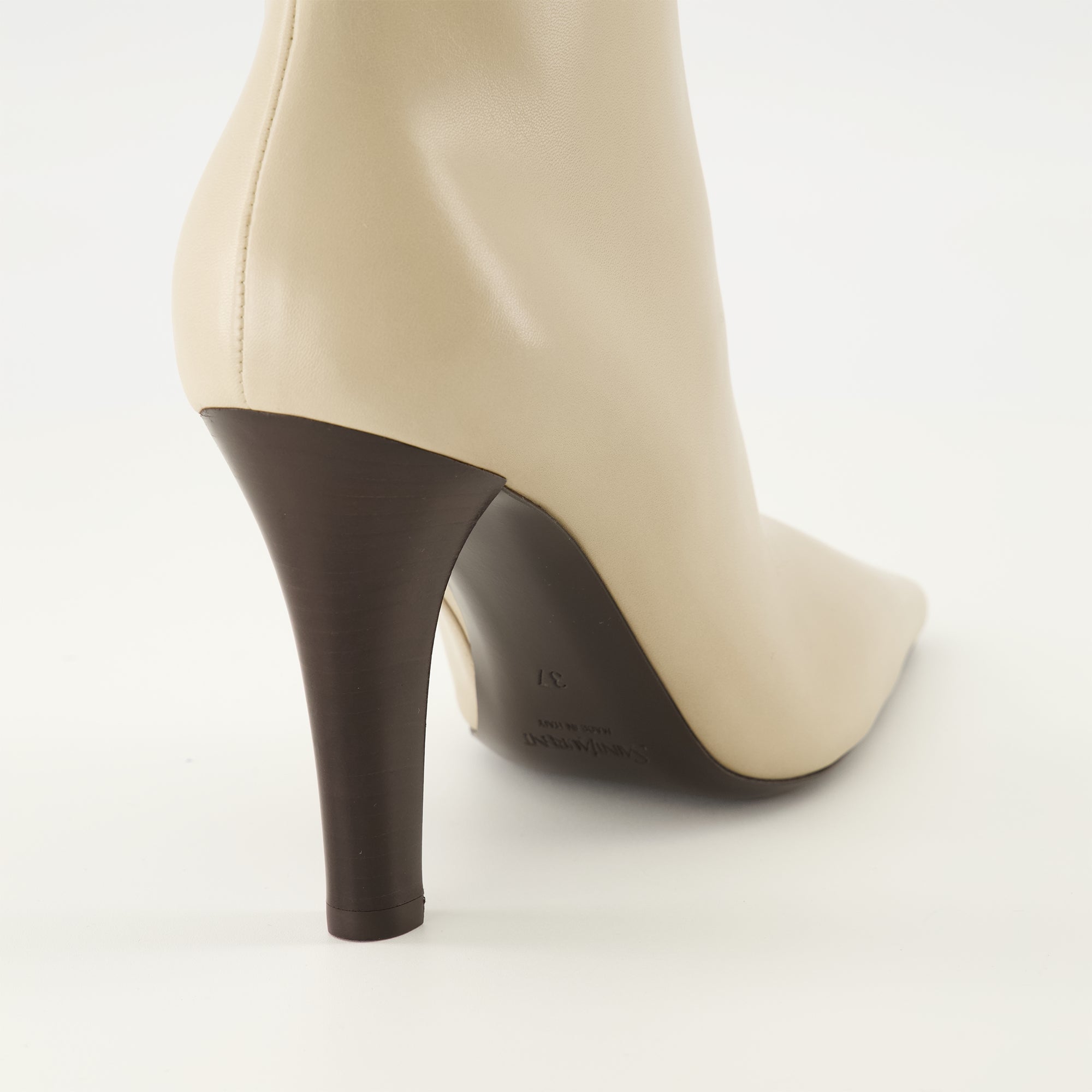 Image de l'article Bottines Jill de la marque Saint Laurent pour Femme - Saison Automne-Hiver 2025 - Vue arrière