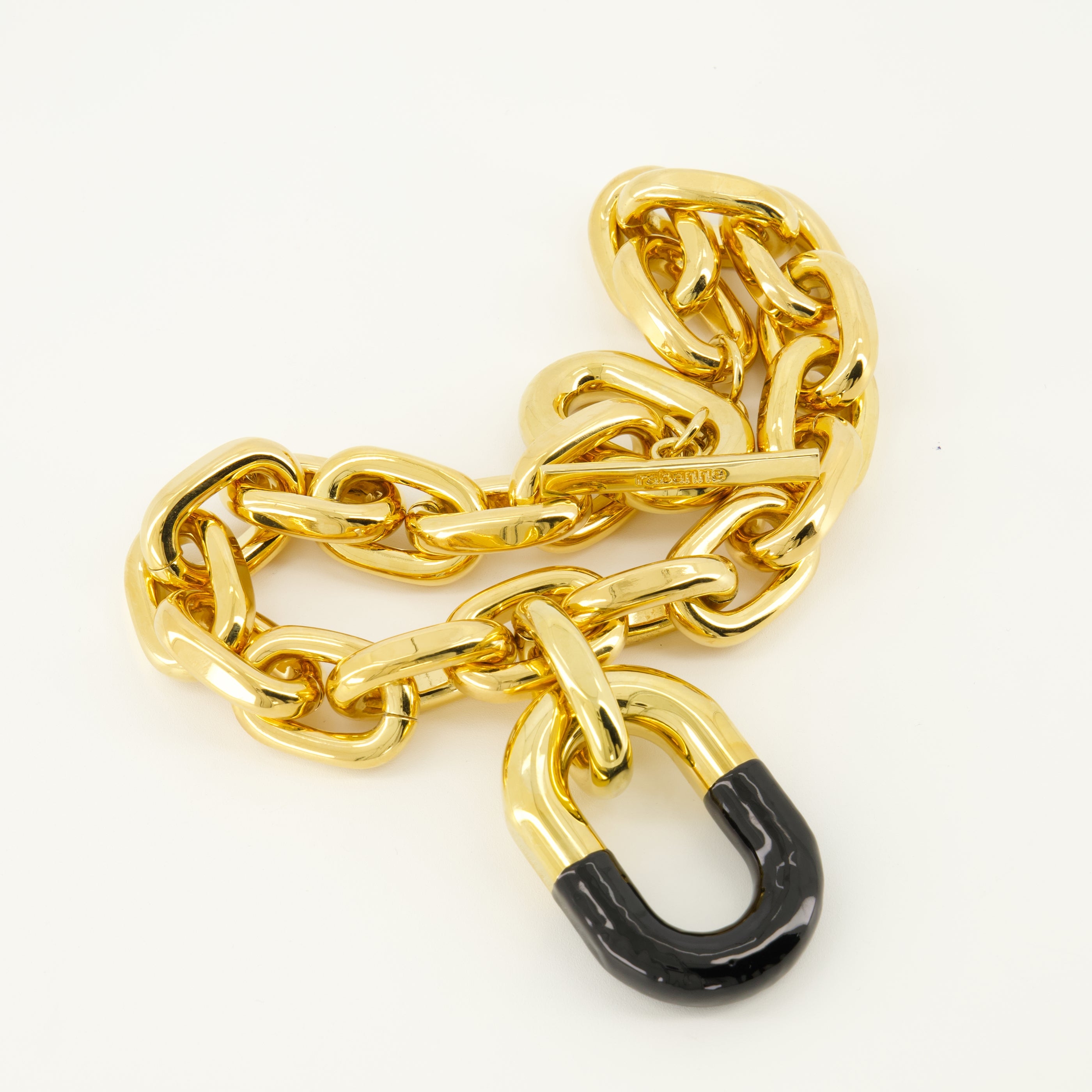 Imagen del collar XL Link negro y dorado de la marca Rabanne para mujer - Temporada Primavera-Verano 2026 - Vista Detallada_2