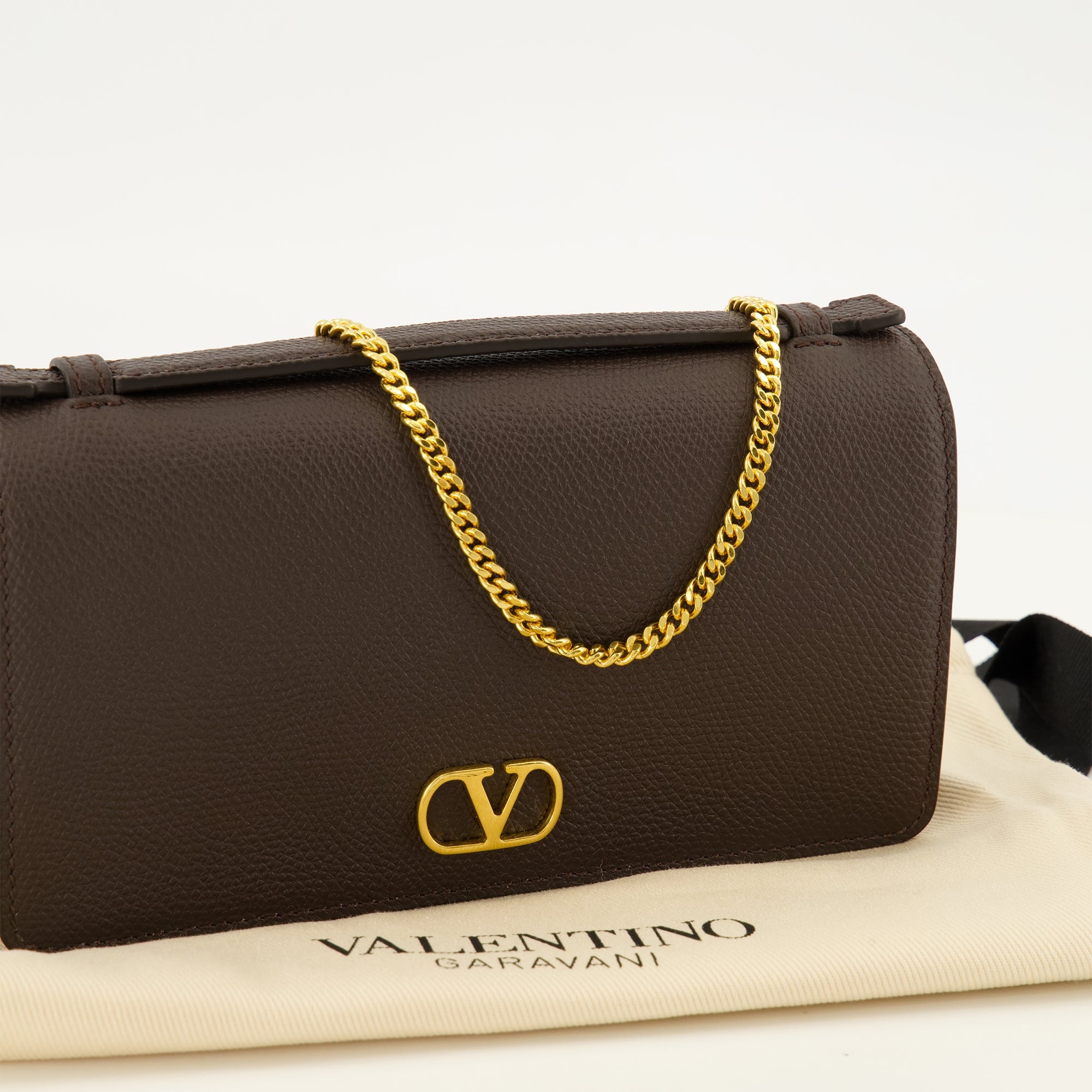 Petite maroquinerie VLogo Kettenbörse aus braunem Leder Valentino Garavani Marron Femme