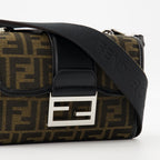 クロスボディバッグ ダブルバゲットバッグ Fendi 茶色 Homme