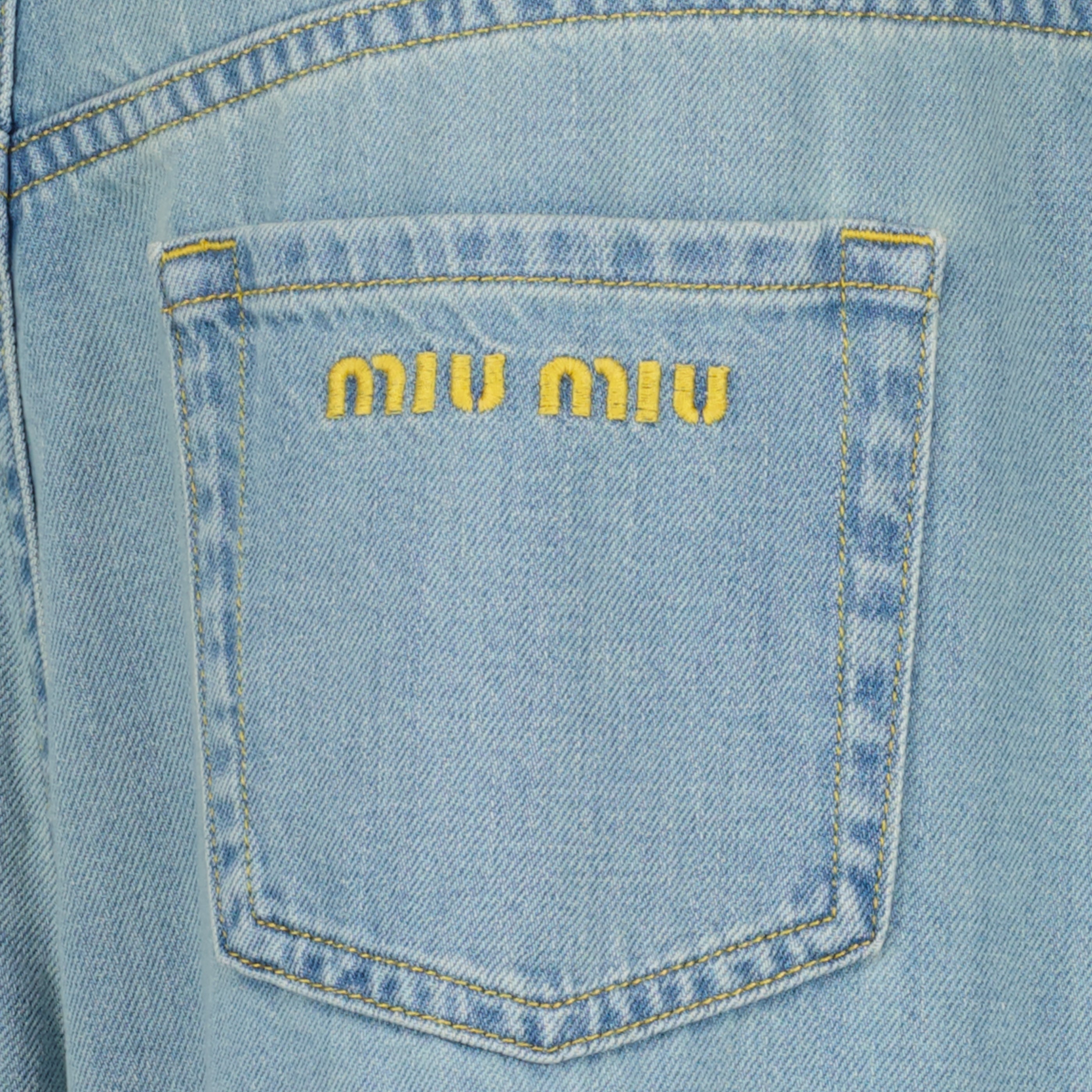 Image de l'article Jean large bleu clair de la marque Miu Miu pour Femme - Saison Printemps-Été 2026 - Vue détaillée_1