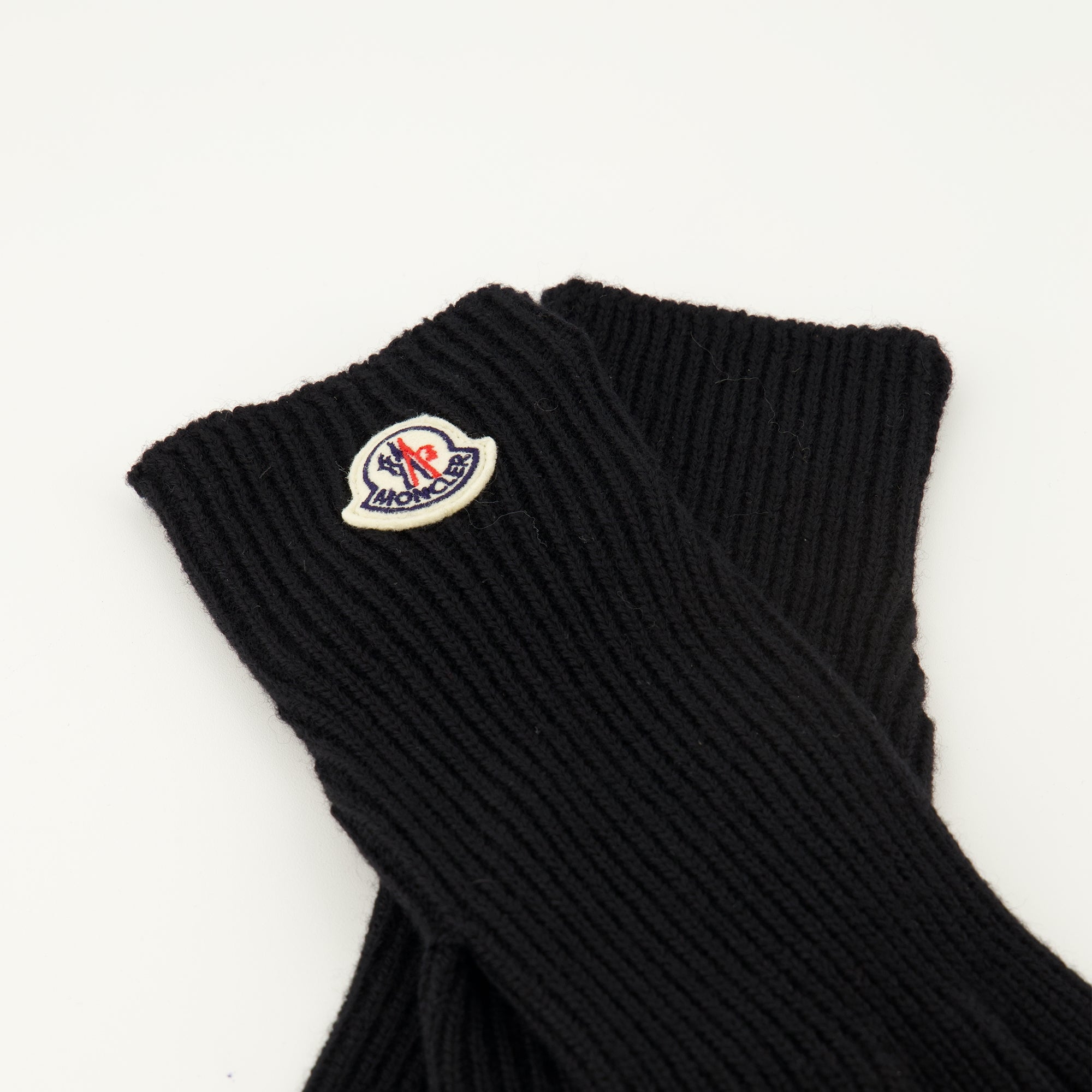 Image de l'article Gants en laine noir de la marque Moncler pour Homme - Saison Automne-Hiver 2025 - Vue détaillée_2