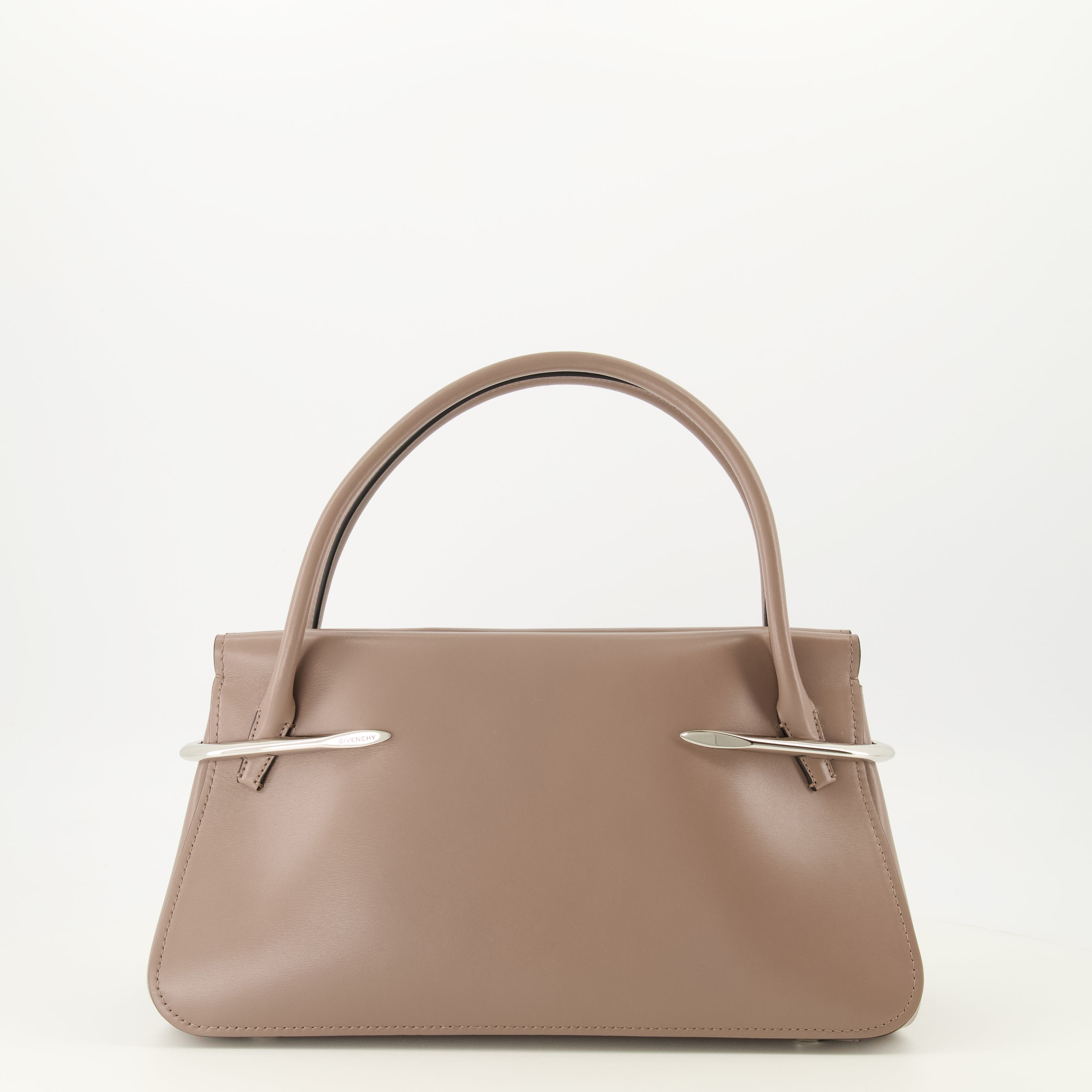 Sacs à main et épaule Sac Pinch medium en cuir beige Givenchy Beige Femme