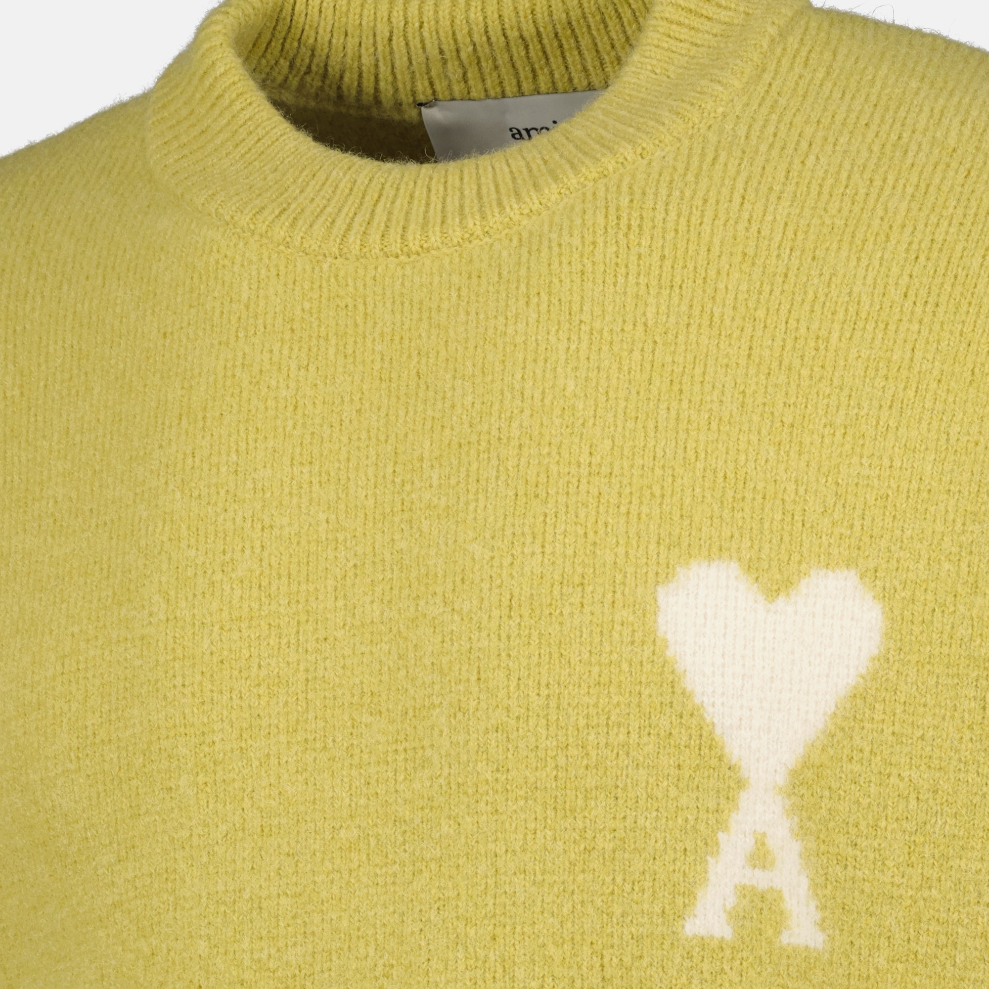 Image de l'article Pull Ami de coeur de la marque Ami PARIS pour Unisex - Saison Automne-Hiver 2025 - Vue détaillée_3