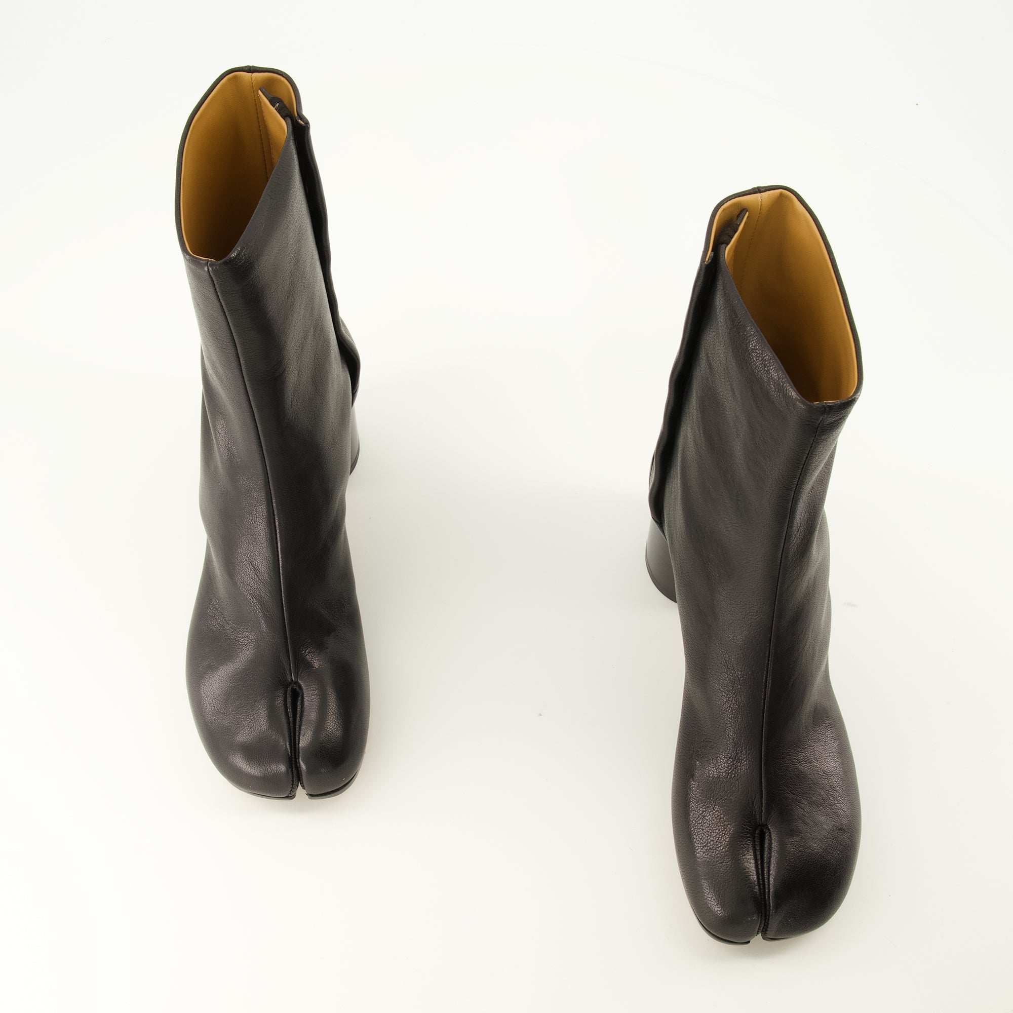 Bottines Bottines Tabi en cuir noir Maison Margiela Noir Femme