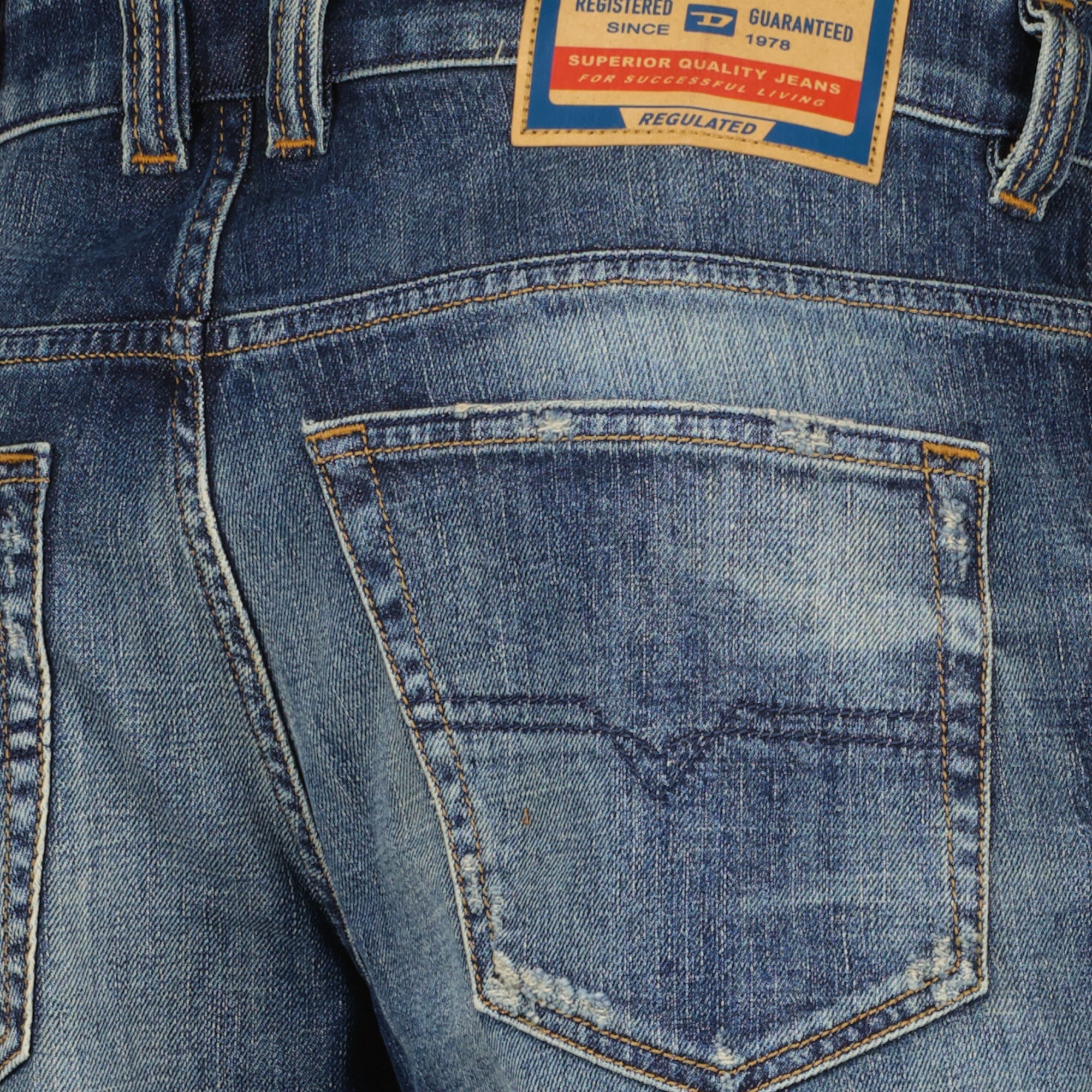 Image de l'article Jean D-Vyl 1993 L.32 de la marque Diesel pour Homme - Saison Automne-Hiver 2025 - Vue détaillée_3