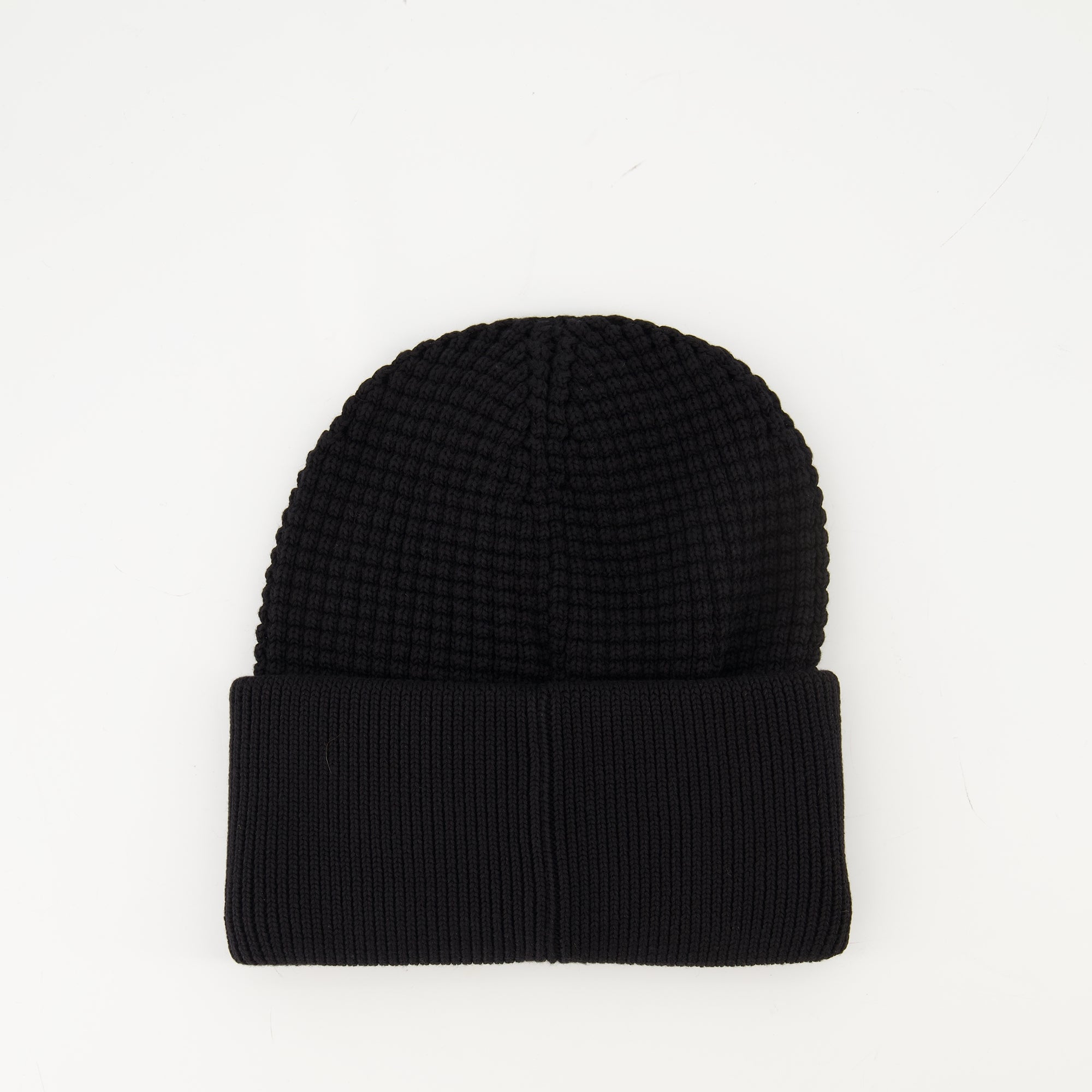 Image of the Moncler men's cotton beanie with logo - Fall-Winter 2025 - Back view