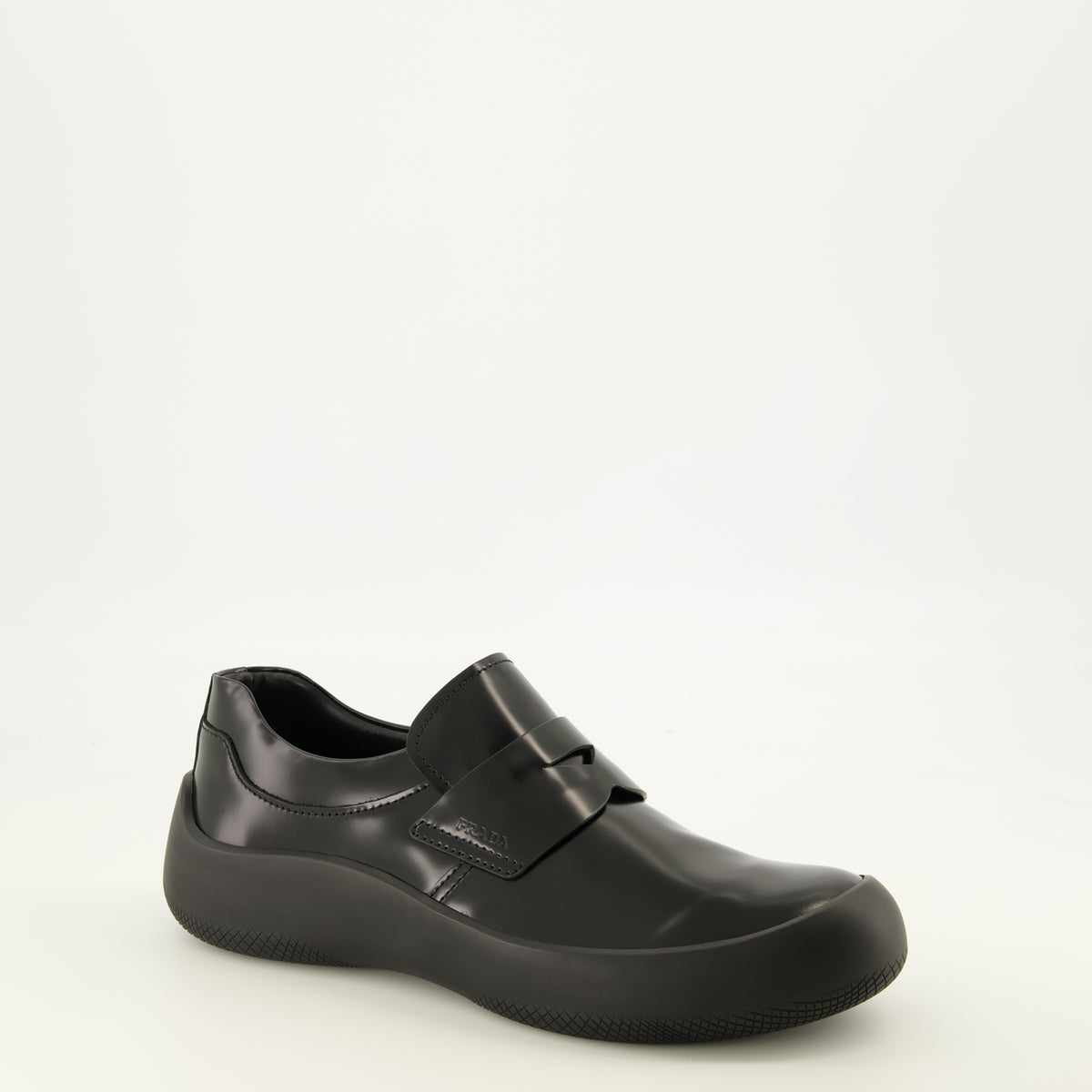 Mocassins Mocassins en cuir brossé noir Prada Noir Homme
