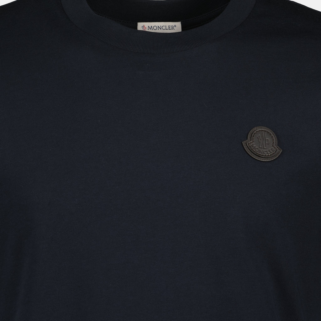 Image de l'article T-shirt logo en cuir de la marque Moncler pour Homme - Saison Automne-Hiver 2025 - Vue détaillée_6