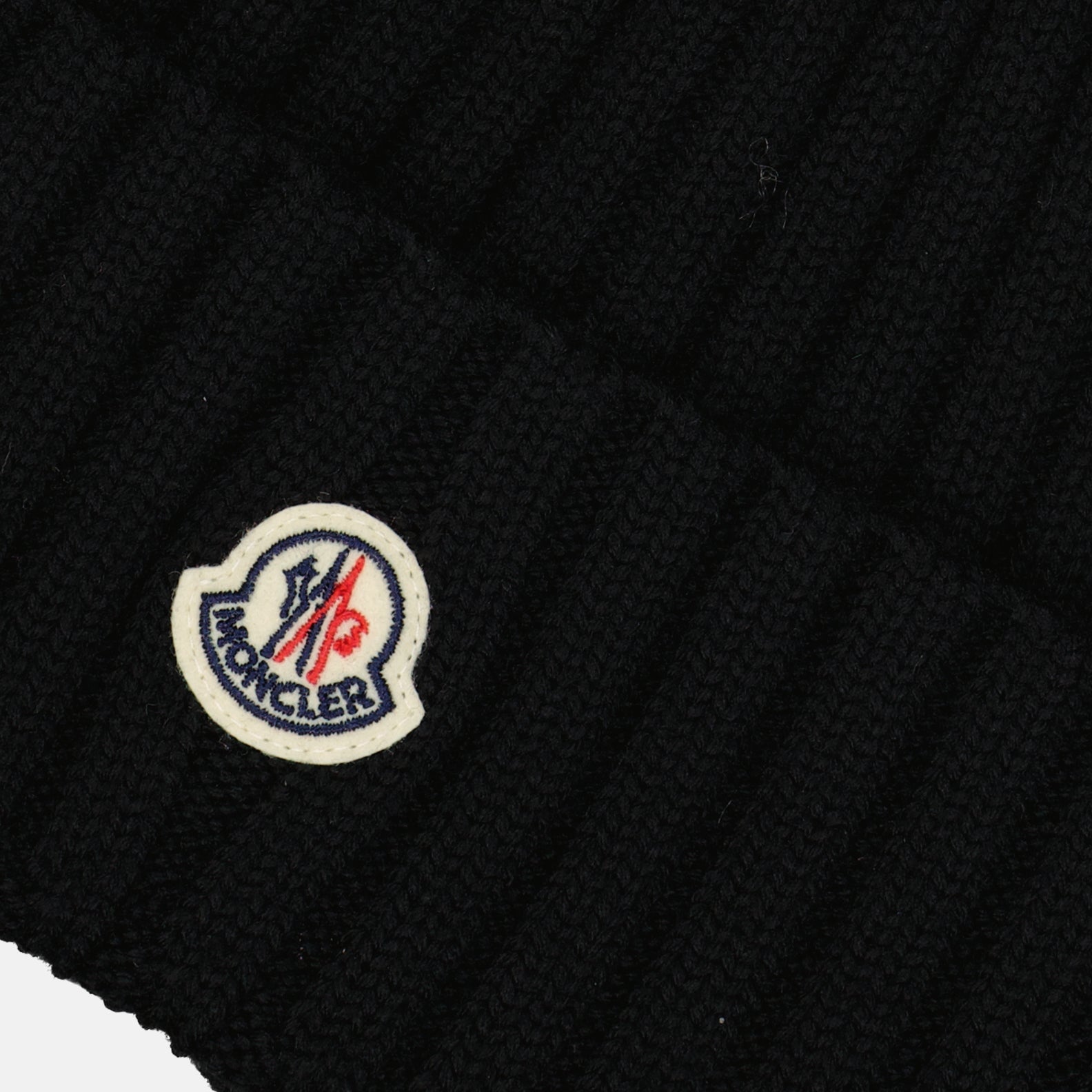 Hats, caps and beanies Bonnet en laine Moncler Black Femme