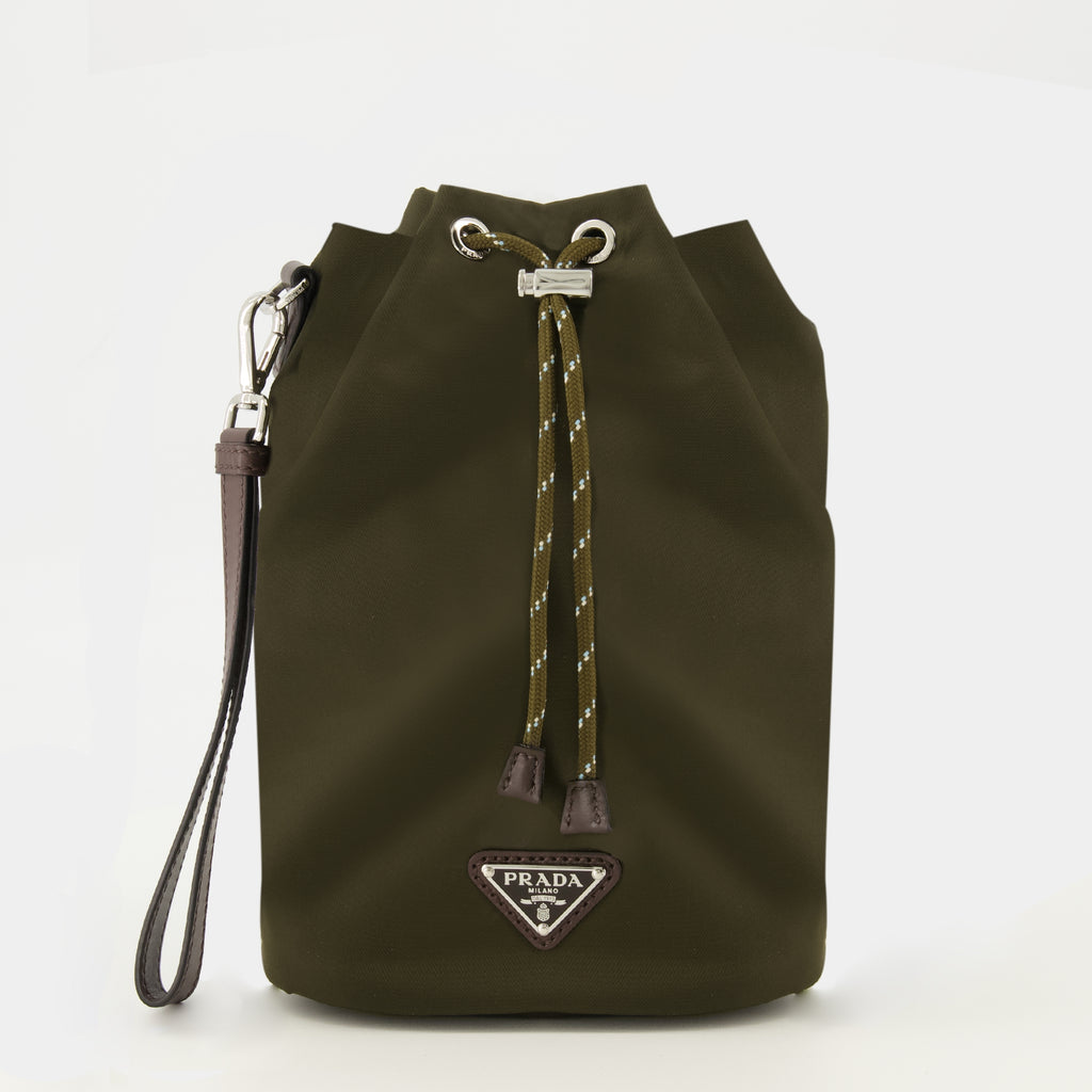 Imagem da pochette Speedrock em Re-Nylon caqui da marca Prada para Homem - Primavera-Verão 2026 - Vista Frontal