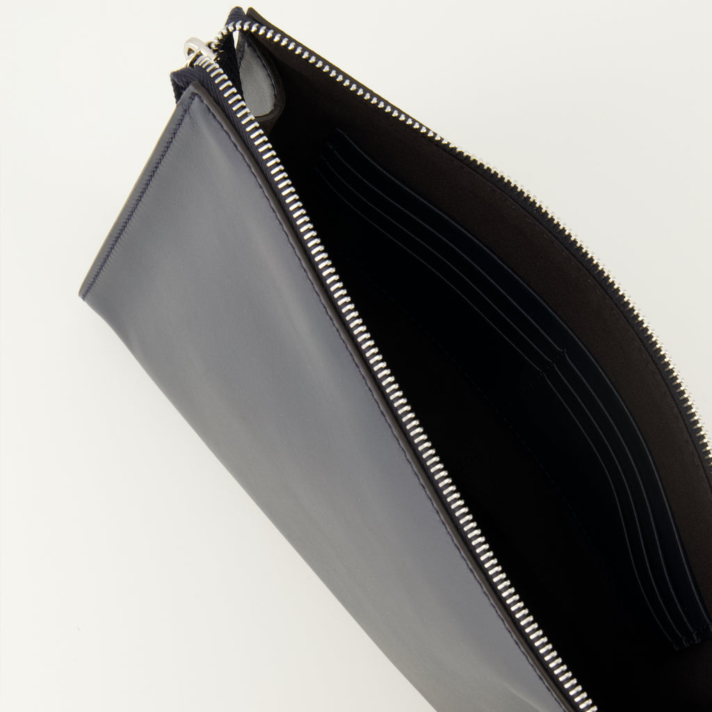 Bild der Squared FF dunkelblauen Tasche von Fendi für Herren - Frühjahr/Sommer 2026 - Detailansicht 3