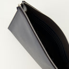 Imagen del artículo Pochette Squared FF azul marino de la marca Fendi para Hombre - Temporada Primavera-Verano 2026 - Vista Detallada 3