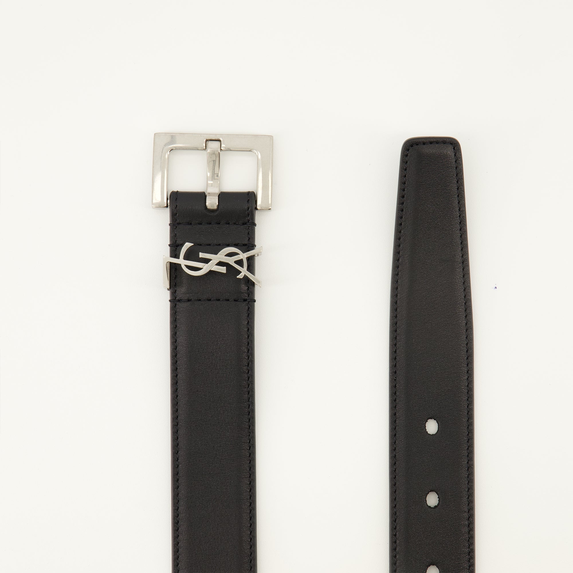 Image de l'article Ceinture Cassandre en cuir noir de la marque Saint Laurent pour Unisex - Saison Printemps-Été 2026 - Vue détaillée_2