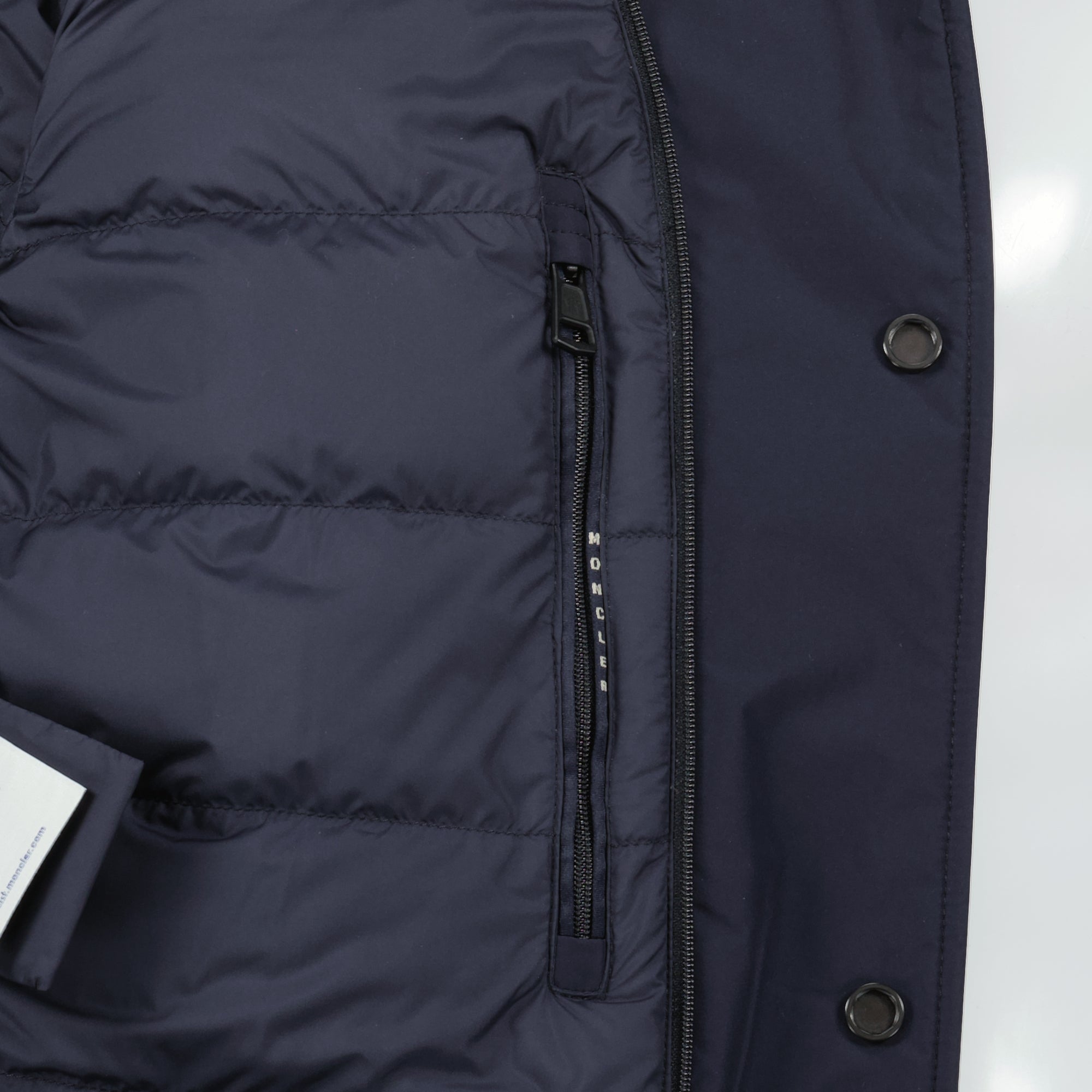 Image de l'article Veste Brieuc de la marque Moncler pour Homme - Saison Automne-Hiver 2025 - Vue détaillée_2